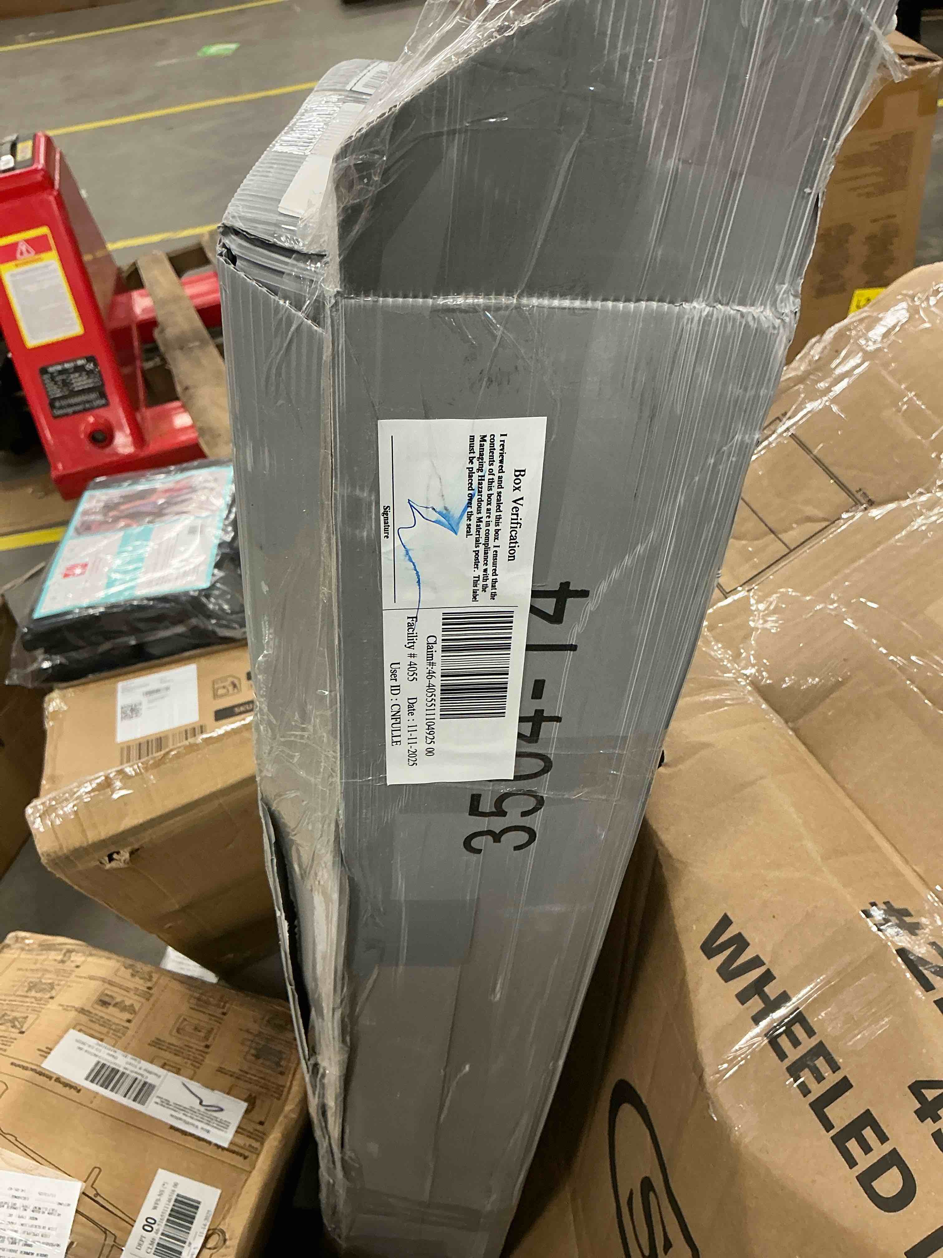 Condition photo showing New/Like New for FSCHOS 14 Inch Queen Size Bed Frame, Heavy Duty Metal Platform, No Box Spring Needed, Easy Assembly, Black