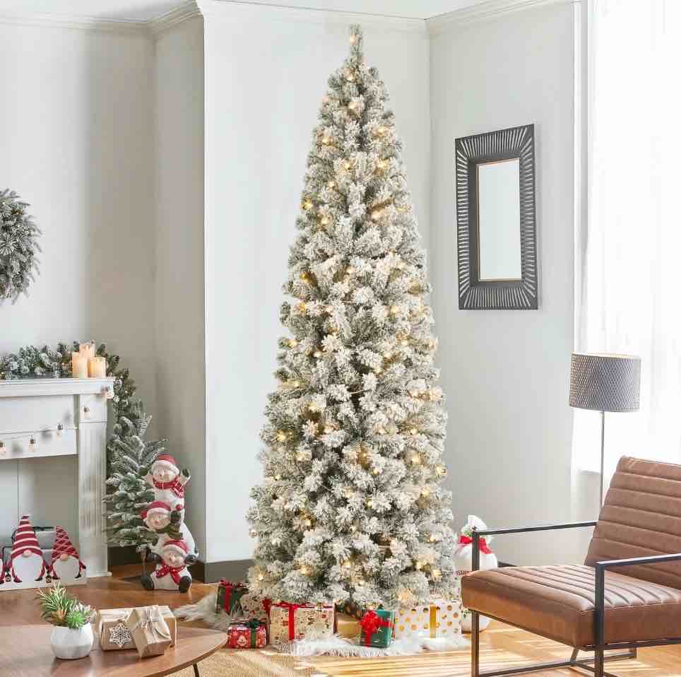 7ft Pre-Lit Snow Flocked Pencil Christmas Tree Hinged Slim Skinny Corner Xmas Tree with 300 Warm Lights & 760 Snow Branch Tips, White