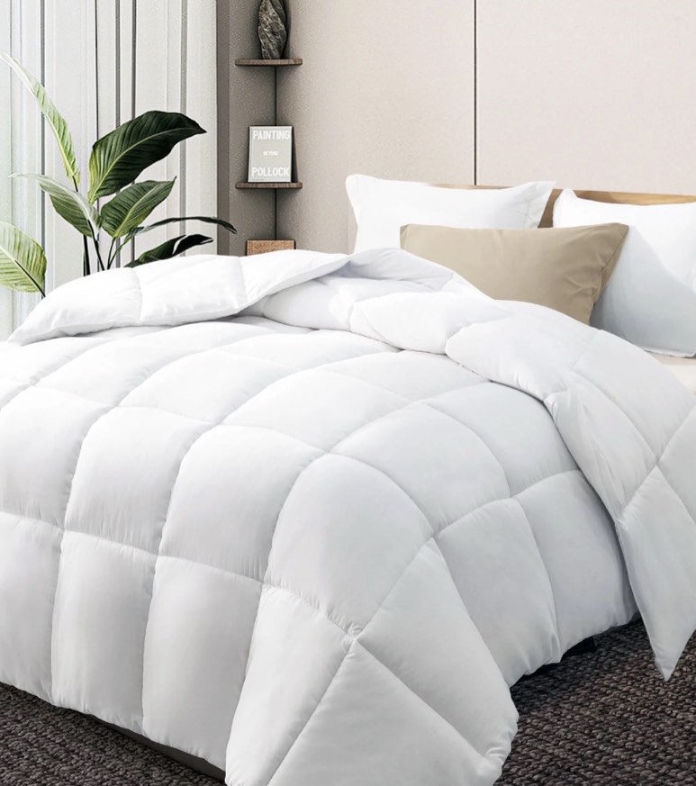 IGI King Comforter, White | All Season Hotel Down Alternative Duvet Insert, Adult, Unisex, 102x90in