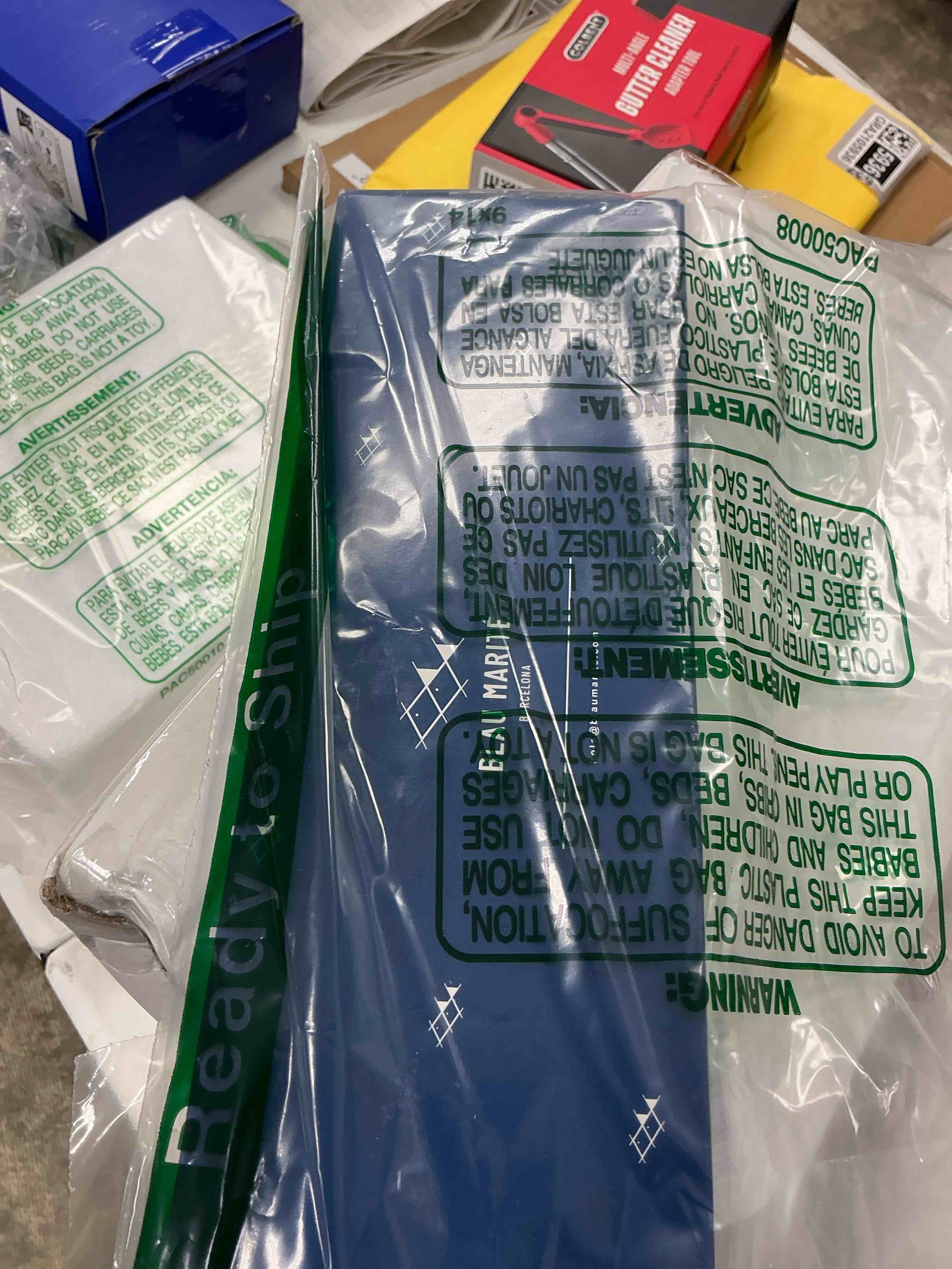 Condition photo showing Good Condition for 10 Metalic S-Hooks with Anti-Fall System. Anti Drop S-Shaped Hook with Safety Buckle to Prevent Falls. Heavy Duty. (Silver, 3.25in Long (Diameter Rod<0.8in)) Silver 3.5in Long (Diameter Rod<0.8in)