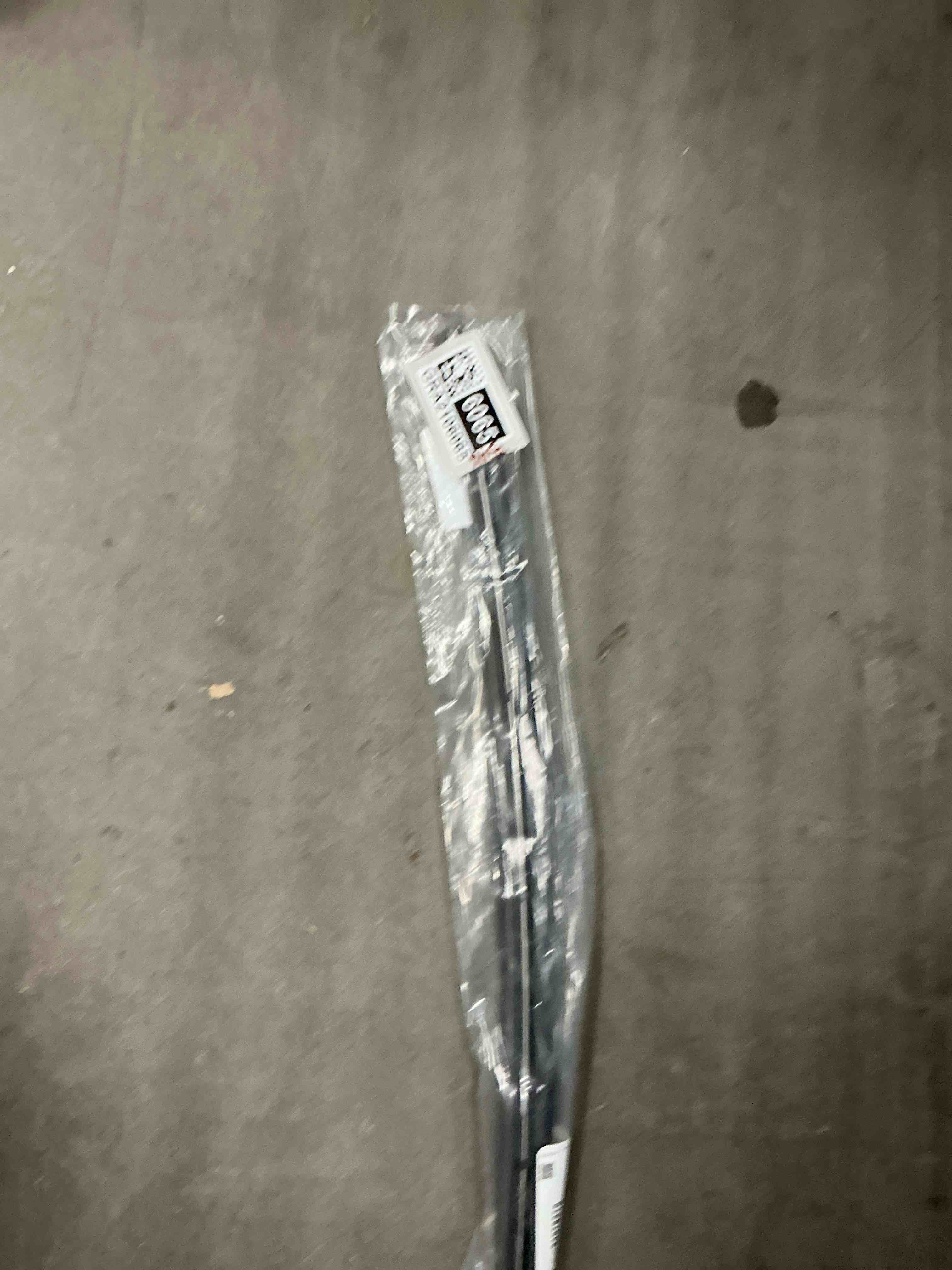 Condition photo showing Good Condition for ACDelco GM Original Equipment 84578275 Windshield Wiper Blade