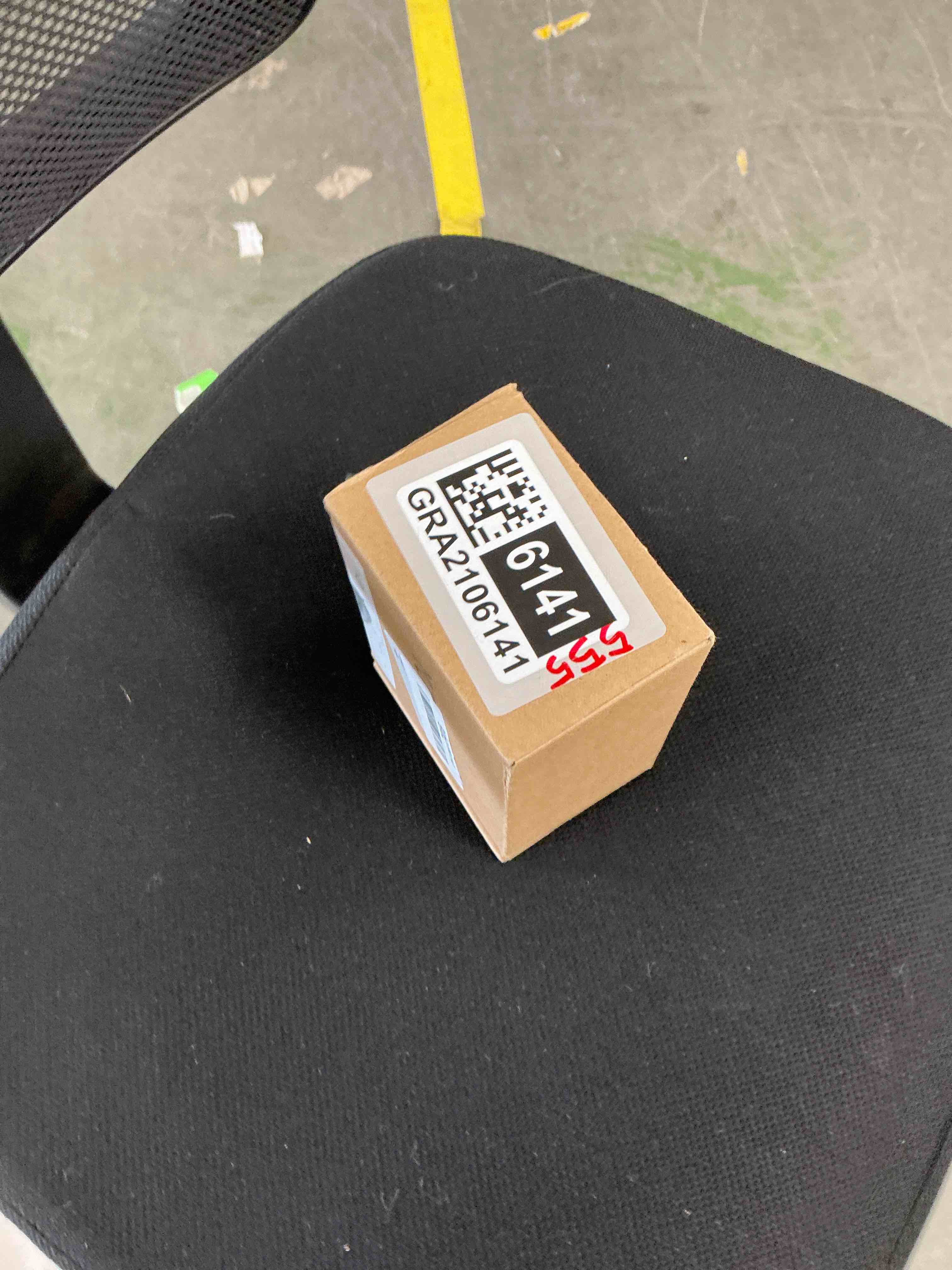 Condition photo showing Good Condition for YUMQUA Finger Mouse, Handheld Trackball Mouse Fingertip Mini 4D USB Hand Held Wired Pointer Thumb Ball Mice with Roller for Laptop Mac Window Computer Fits Left and Right Handed Users