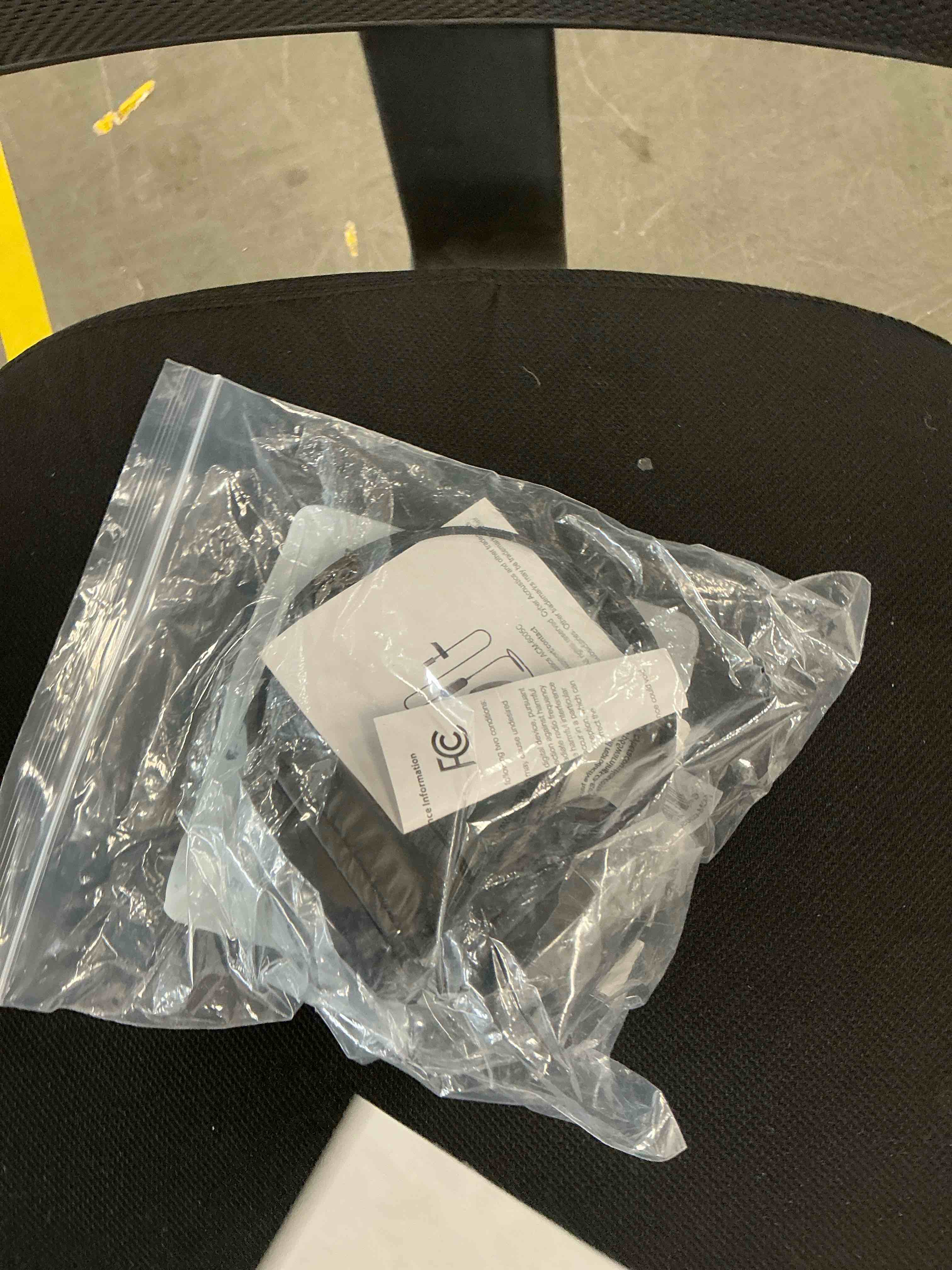Condition photo showing Good Condition for Cyber Acoustics USB Stereo Headphones for PCs and Other USB Devices in The Office, Classroom or Home (ACM-6005C) 1 Unit (USB-C)