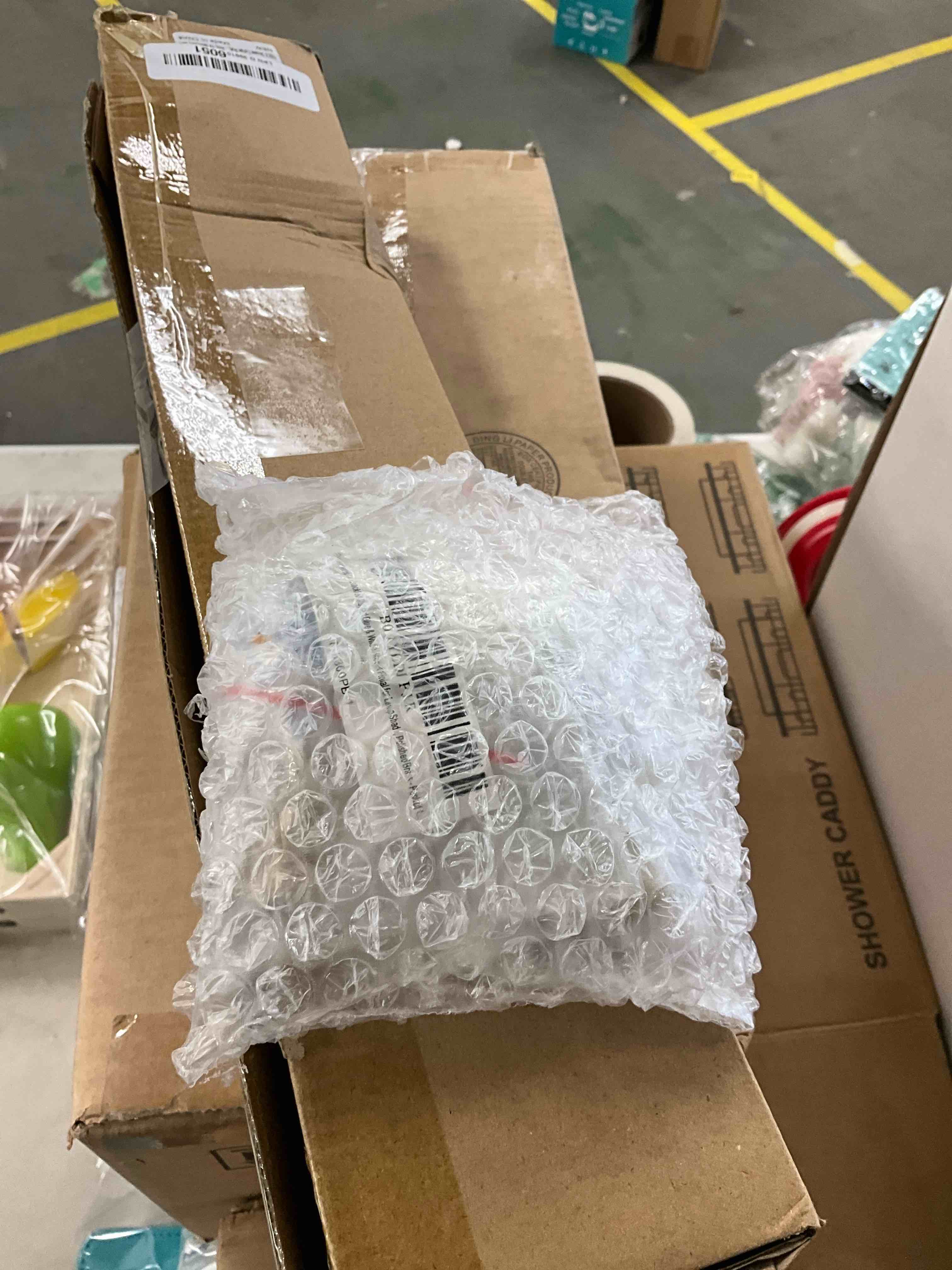 Condition photo showing New/Like New for Royal Designs, Inc. Crackled Round White with Blue Accent Finial for Lamp Shade, F-5300-PB-2, Polished Brass - Pack of 2 Blue/White - Round - 2 Pack