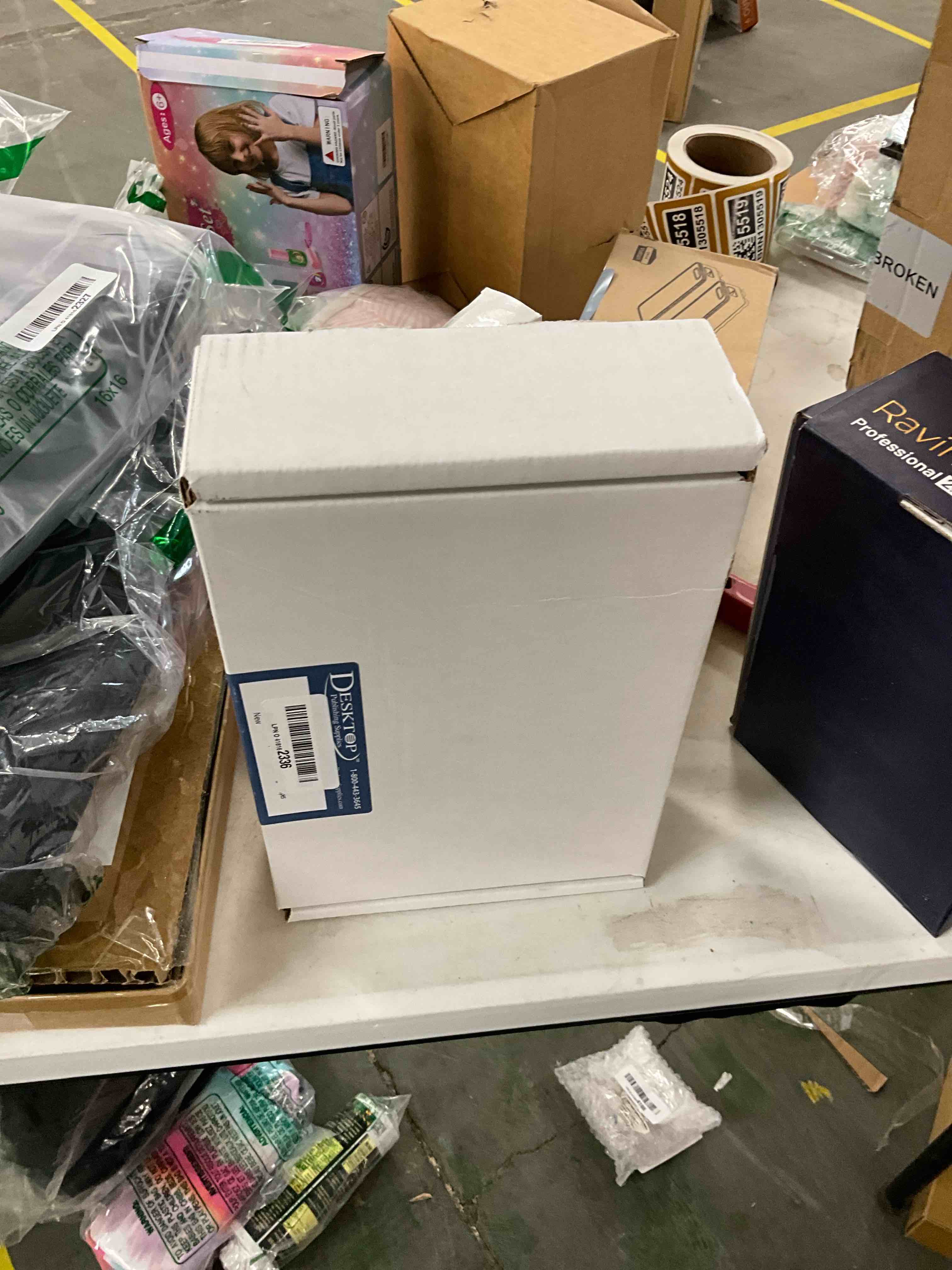 Condition photo showing Good Condition for Blank Letterhead Paper & Envelopes - Off-White Natural Cream Color - 100 Sets - Unique Executive Size (7" x 10") Paper with Matching Envelopes