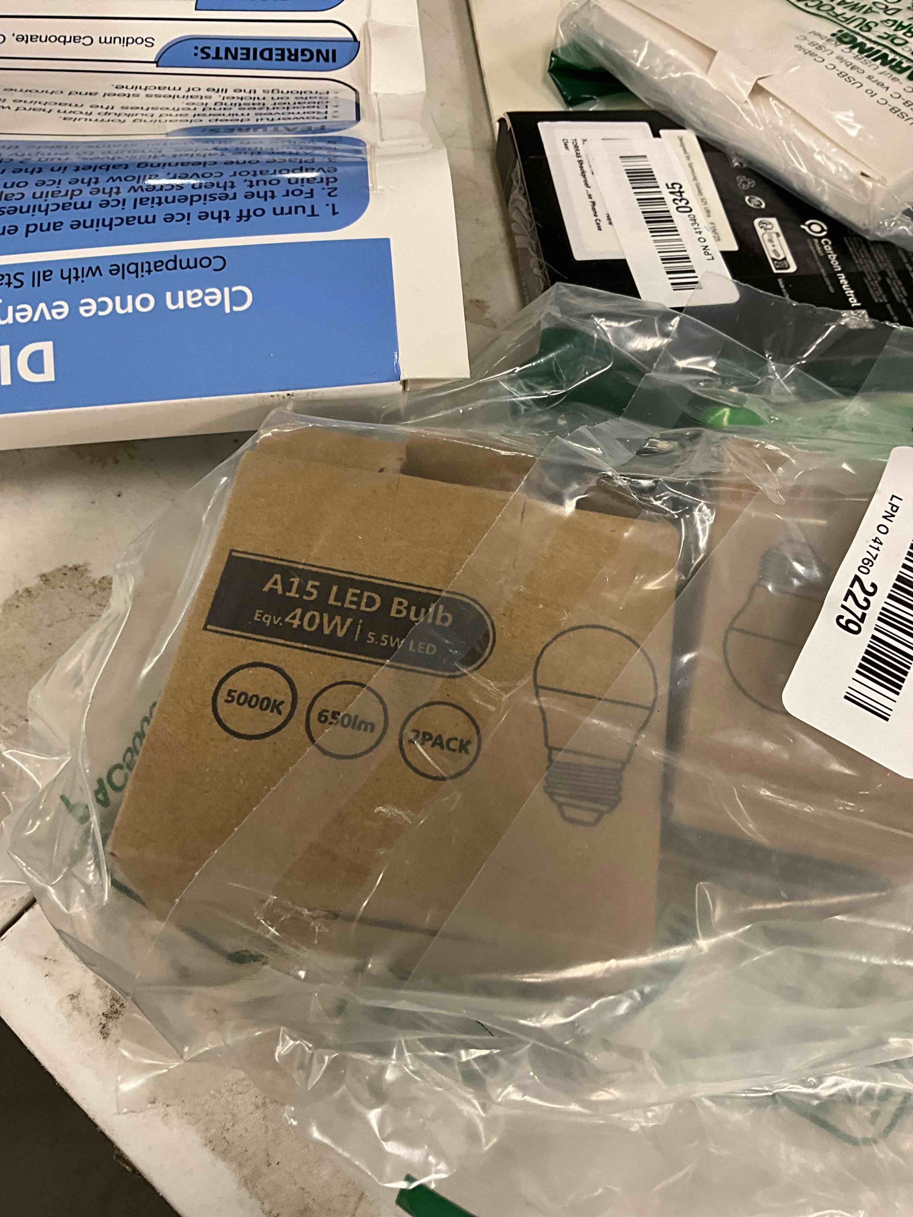 Condition photo showing Good Condition for LED Refrigerator Light Bulb, 40 Watt Equivalent, 120V, Fridge Light Bulb 5000K Daylight White, A15 Appliance Bulb 5.5W for Freezer, 650LM, E26 Standard Base, 120V, Non-Dimmable, 2 Pack Daylight White 2 Pack