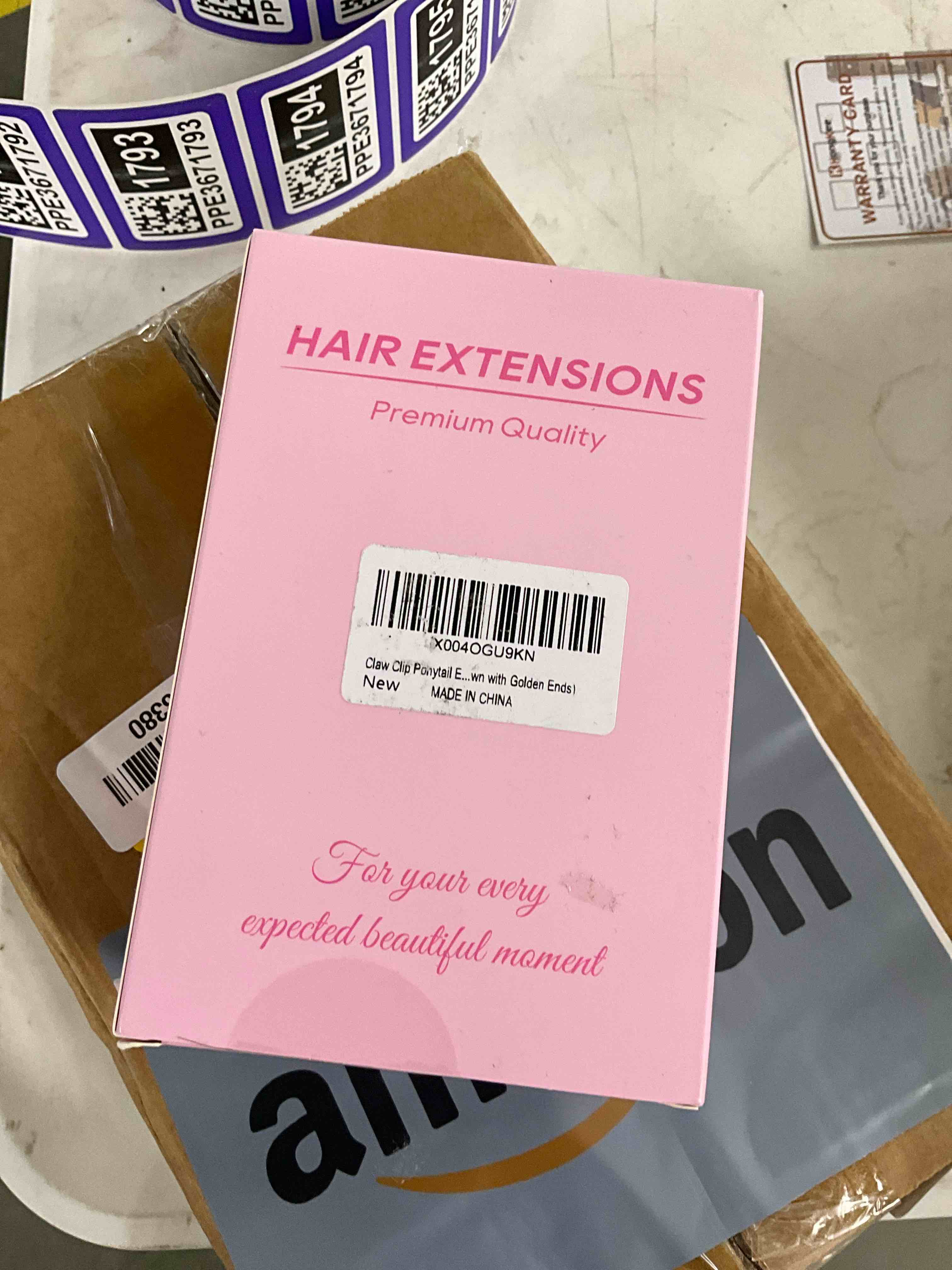 Condition photo showing Good Condition for Claw Clip Ponytail Extension - 10 Inch Short Ponytail Extension, Straight Pony Tails Hair Extensions, Synthetic Hair Extensions Ponytail, Clip On Ponytails for Women (Light Brown with Golden Ends)