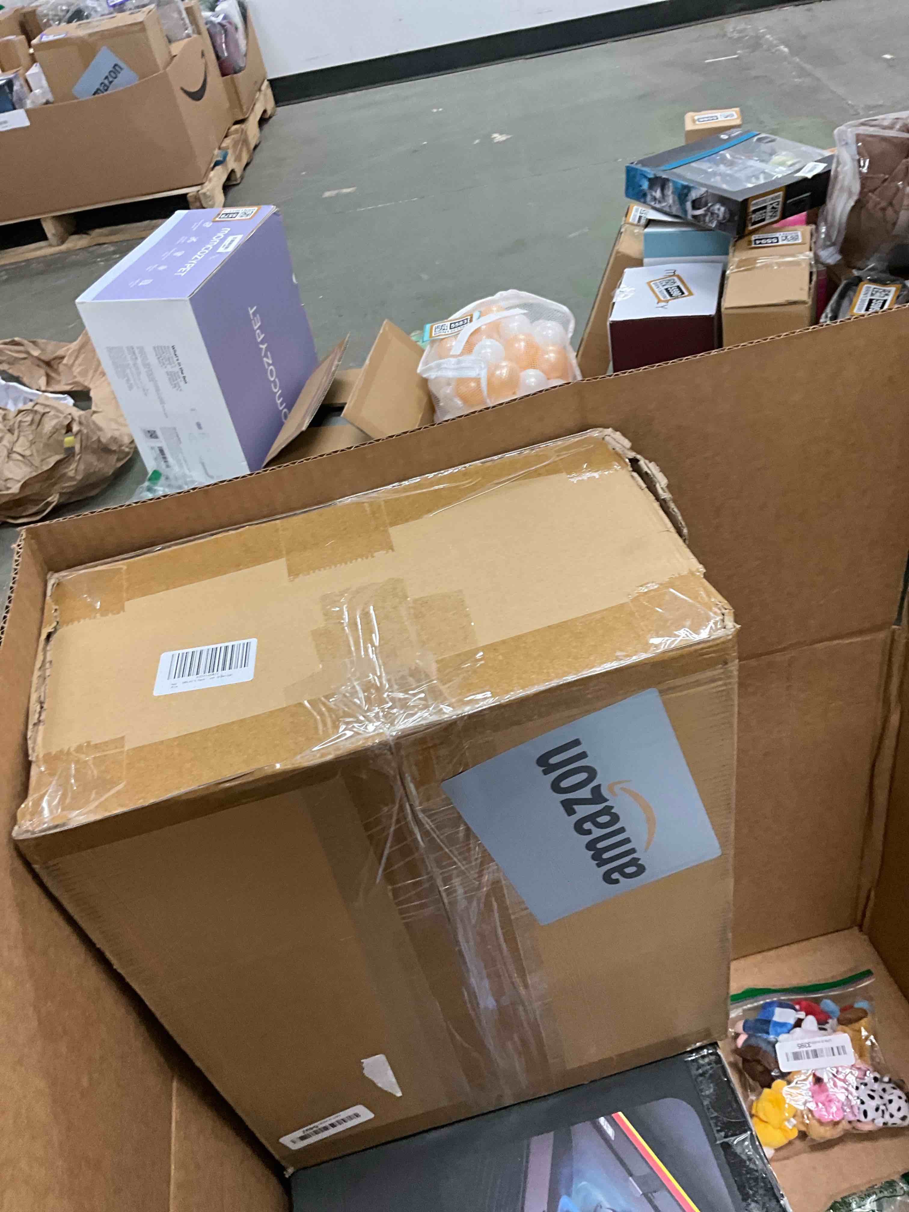 Condition photo showing New/Like New for SNSLXH 5 Pack Stackable Closet Organizer Box, Multifunctional & Foldable Closet Storage Basket for Bathroom Kitchen Laundry Room Wardrobe Storage, Space-Saving Clothes Storage Drawer Organizer, Pink Pink 5 Pack