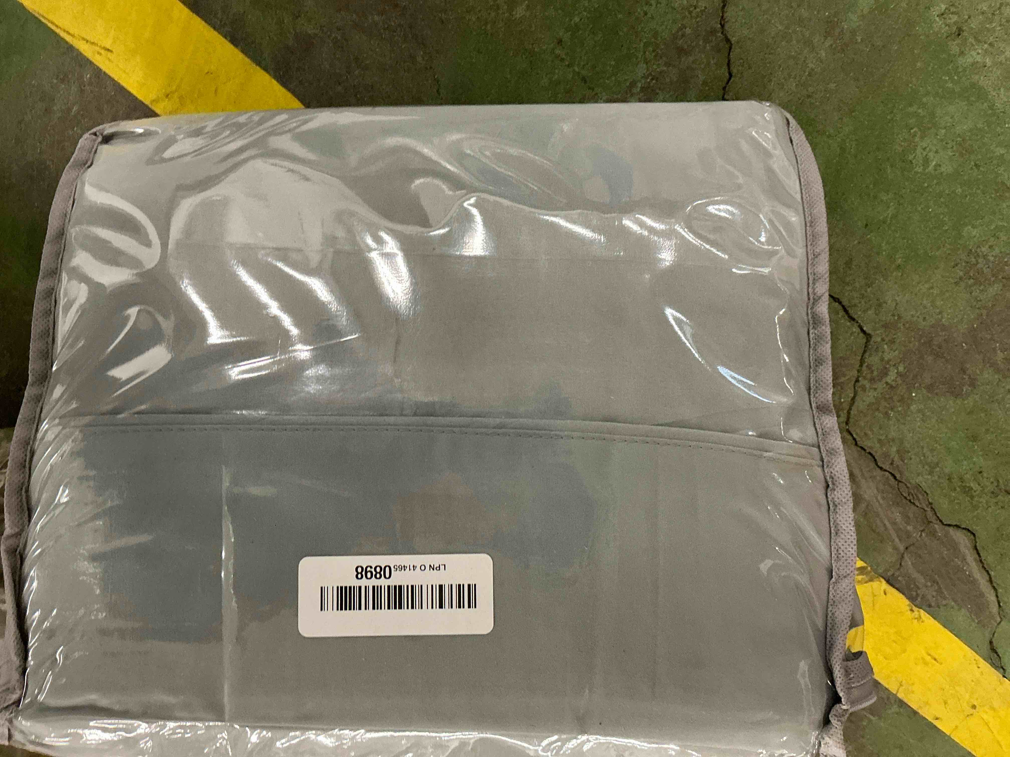 Condition photo showing New/Like New for Plushii Twin Size Sheet Set, Luxury 4 Piece Twin Bedding Set Made of Ultra Soft High Thread Count Microfiber,Includes 1 Flat Sheet, 1 Fitted Sheet with Deep Pocket and 2 Pillowcases, Gray