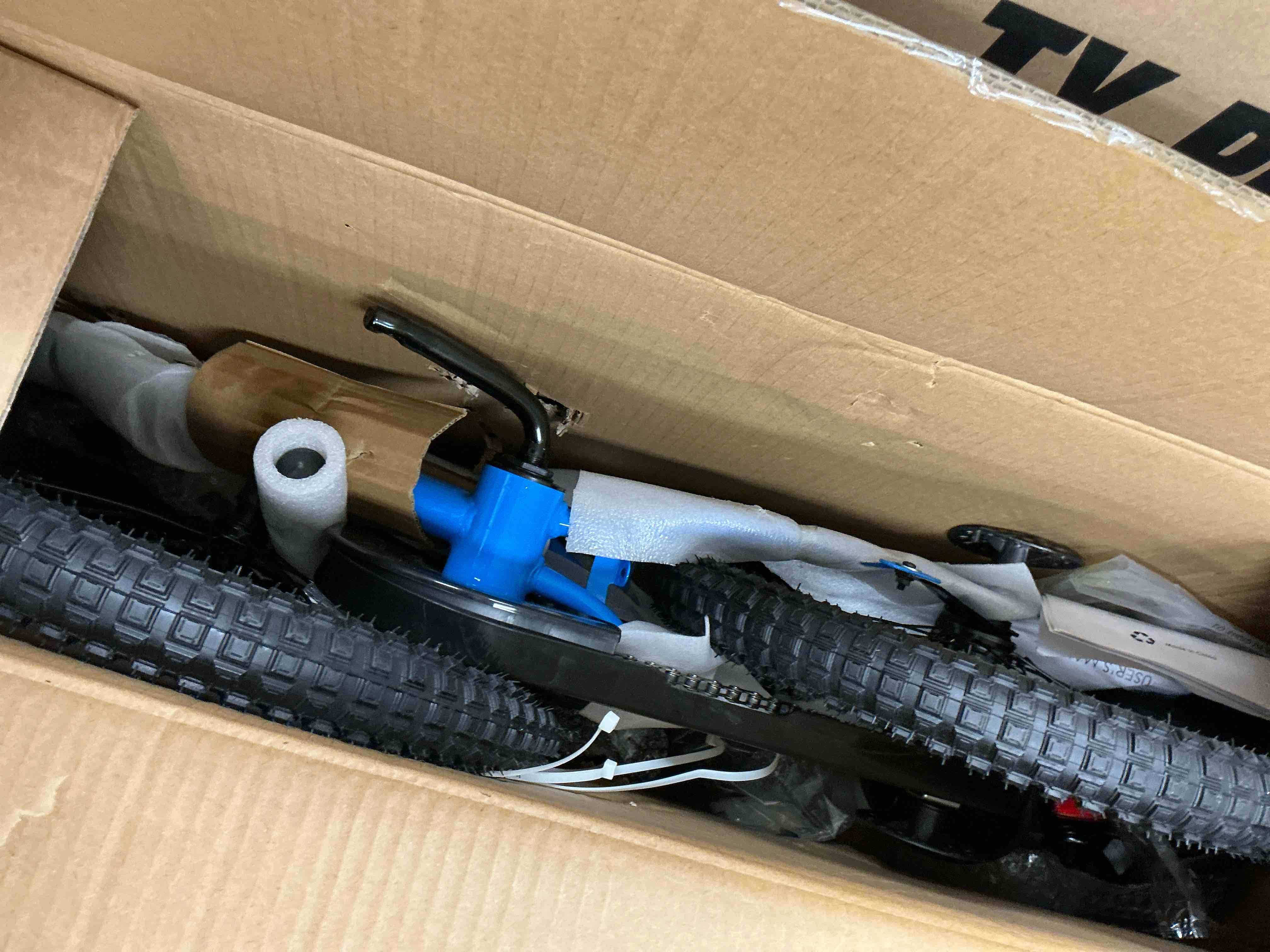 Condition photo showing New/Like New for Naipo 16  Kids Girls and Boys Blue Bike for Age 4-8 Years Old