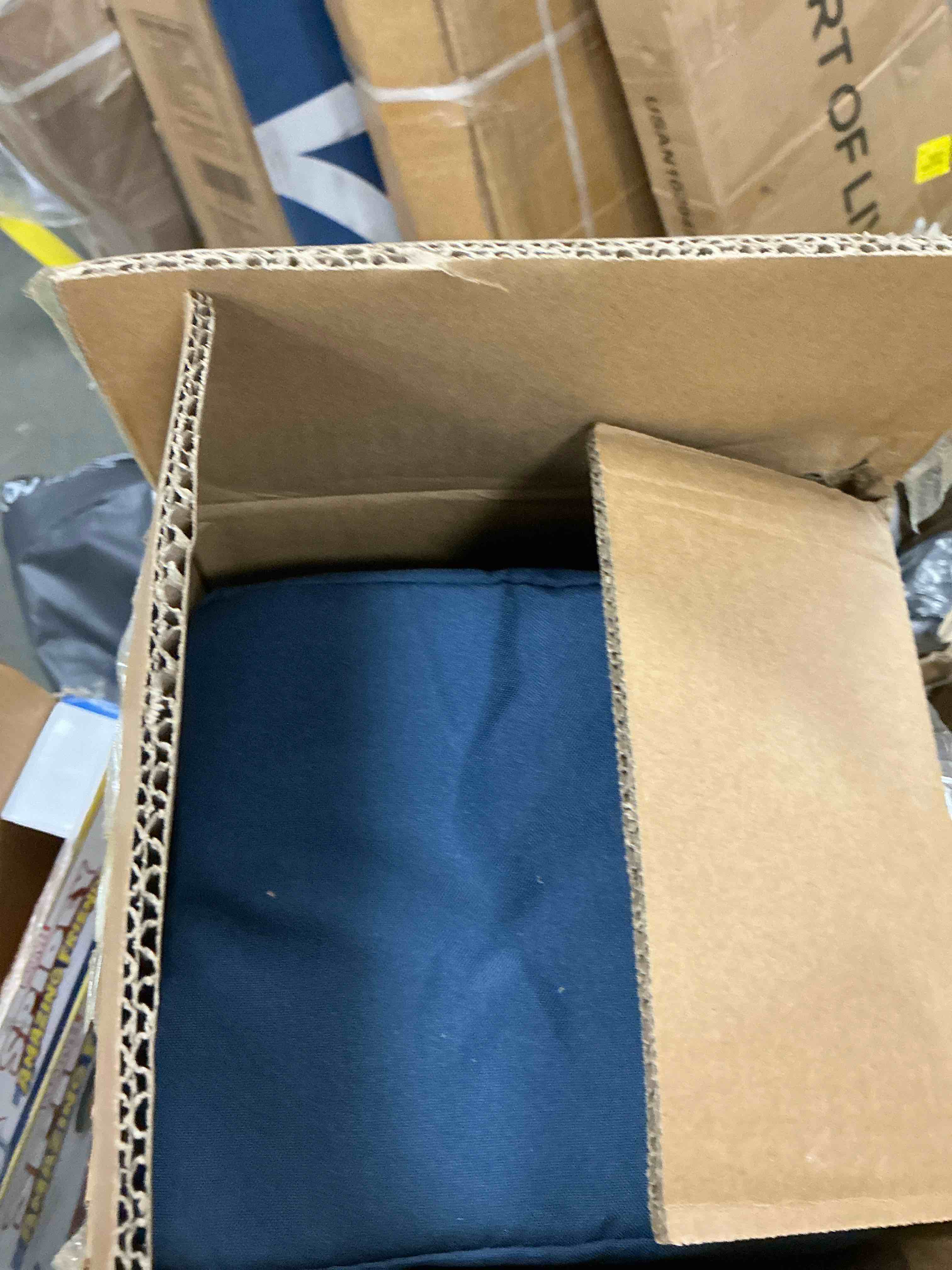 Condition photo showing New/Like New for EDX Oversized Camping Folding Chair, Heavy Duty Padded Chair with Cup Holder Storage and Cooler Bag, 5000 LBS Steel Frame, Portable for Outdoor,Blue Gray