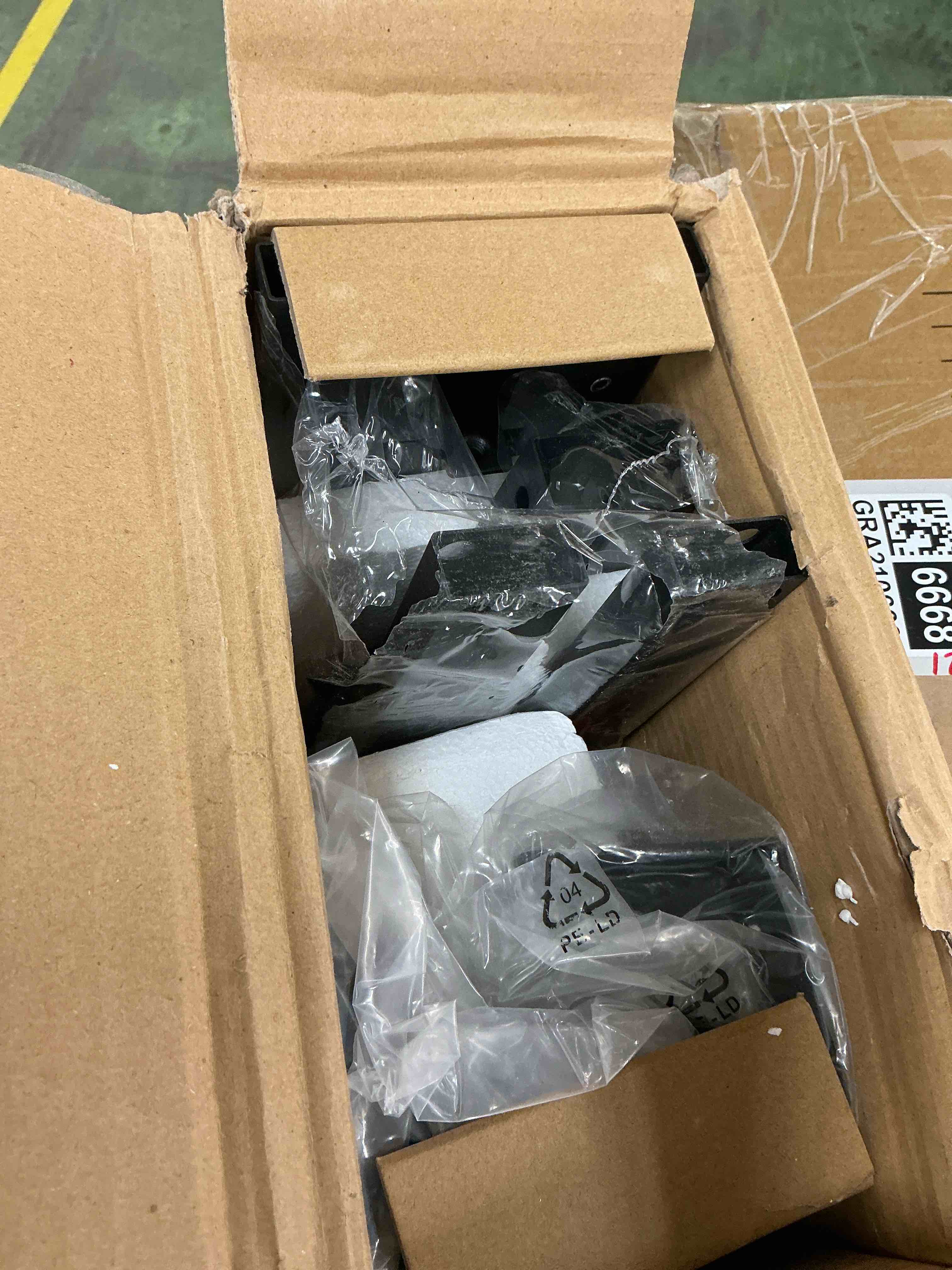 Condition photo showing New/Like New for Capri Full Bed Frame, 18 inch High Metal Platform Bed Frame, 2200 LBS Weight Capacity, Heavy Duty, Noise Free, Easy Assembly, Black