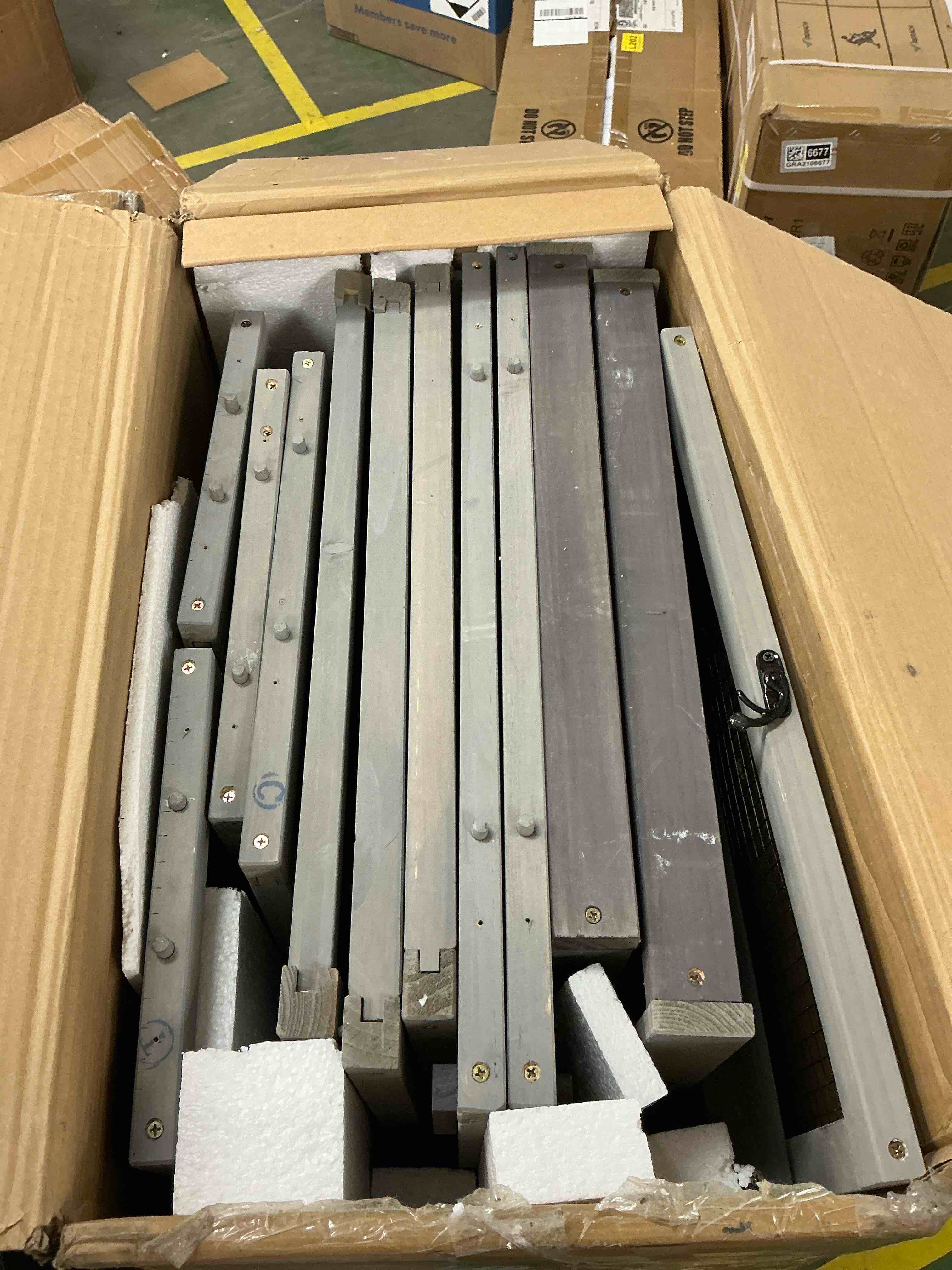 Condition photo showing Good Condition for Aivituvin Wood Rabbit Hutch Bunny Cage Indoor with Wheels for Guinea Pig Outdoor Waterproof