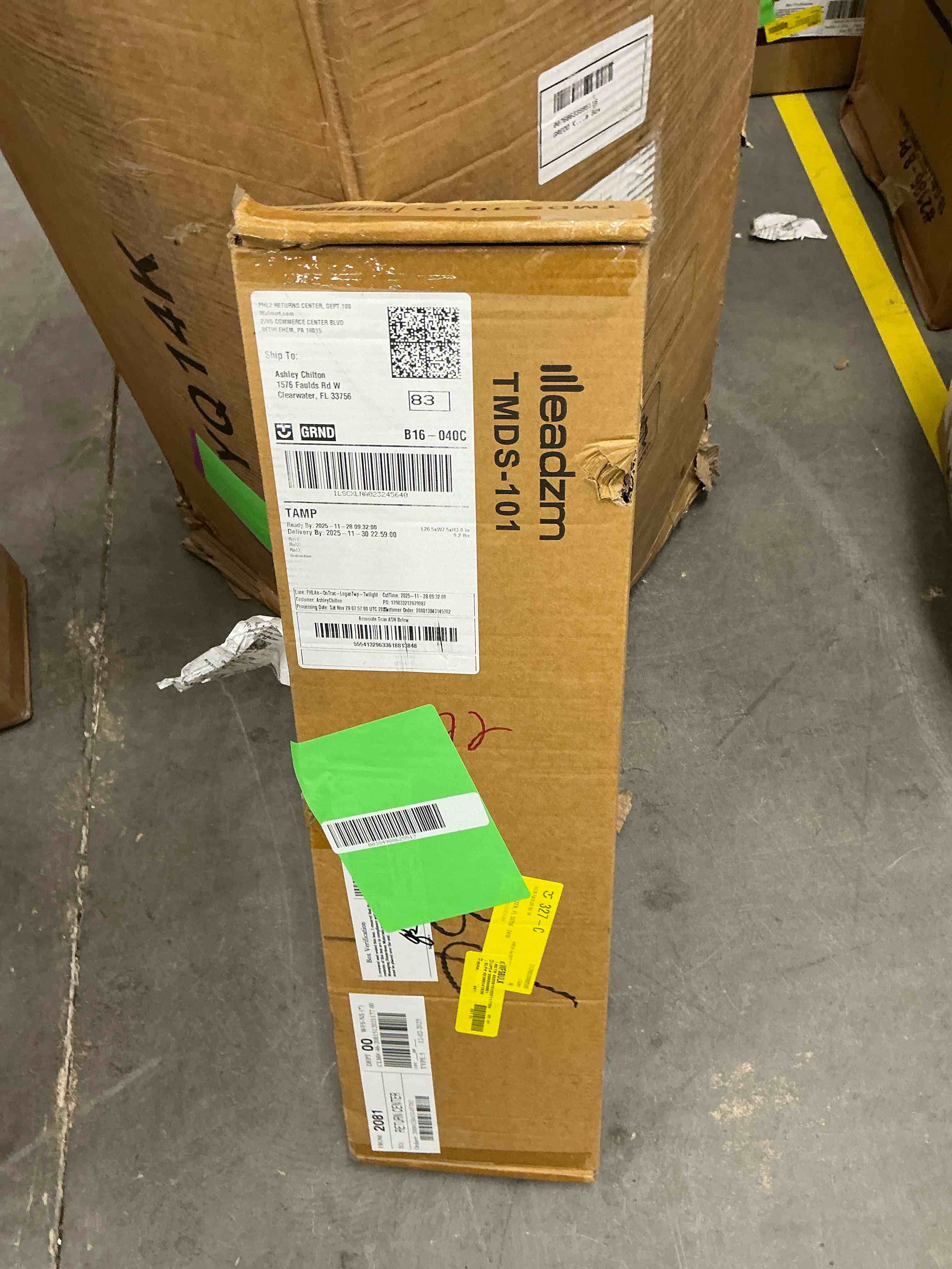 Condition photo showing New/Like New for UBesGoo 32-90  Full Motion LCD LED Plasma Flat TV Wall Mount Bracket 32 55 60 65 90