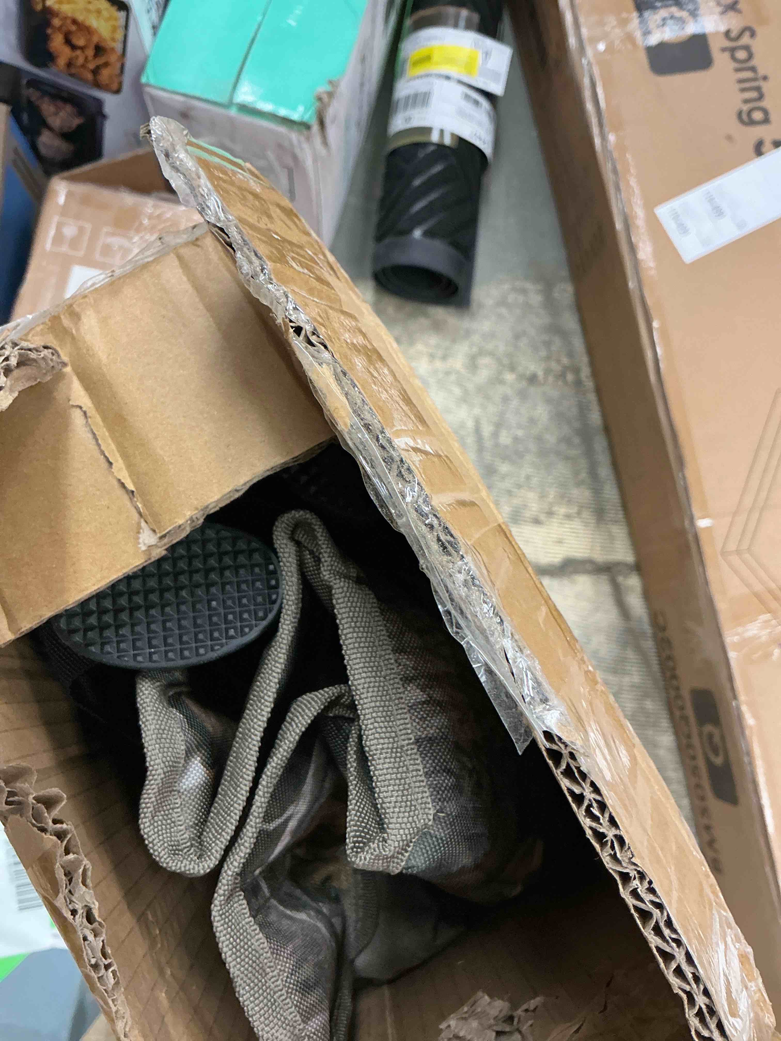 Condition photo showing Good Condition for REDCAMP 2-Pack Tripod Hunting Chairs for Blinds  Portable Folding Hunting Stool with Back  Camo Camping Chair Adults for Camping Hiking Fishing