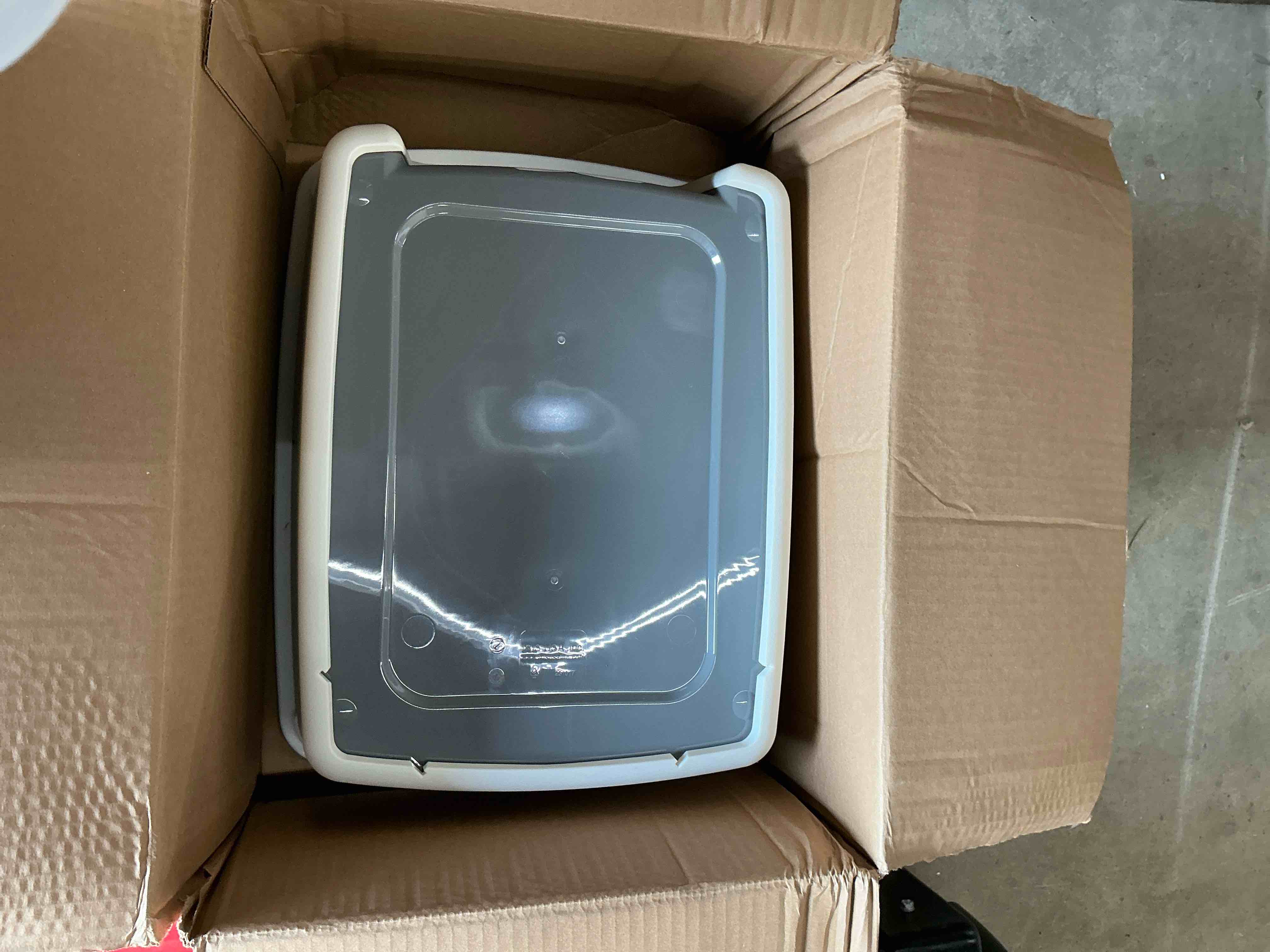 Condition photo showing New/Like New for Amazon Basics Large Cat Litter Box with High Sides, Open Top, Includes Scoop, 19 x 15 x 11.75 inches, Grey/Beige Grey/Beige Open Top