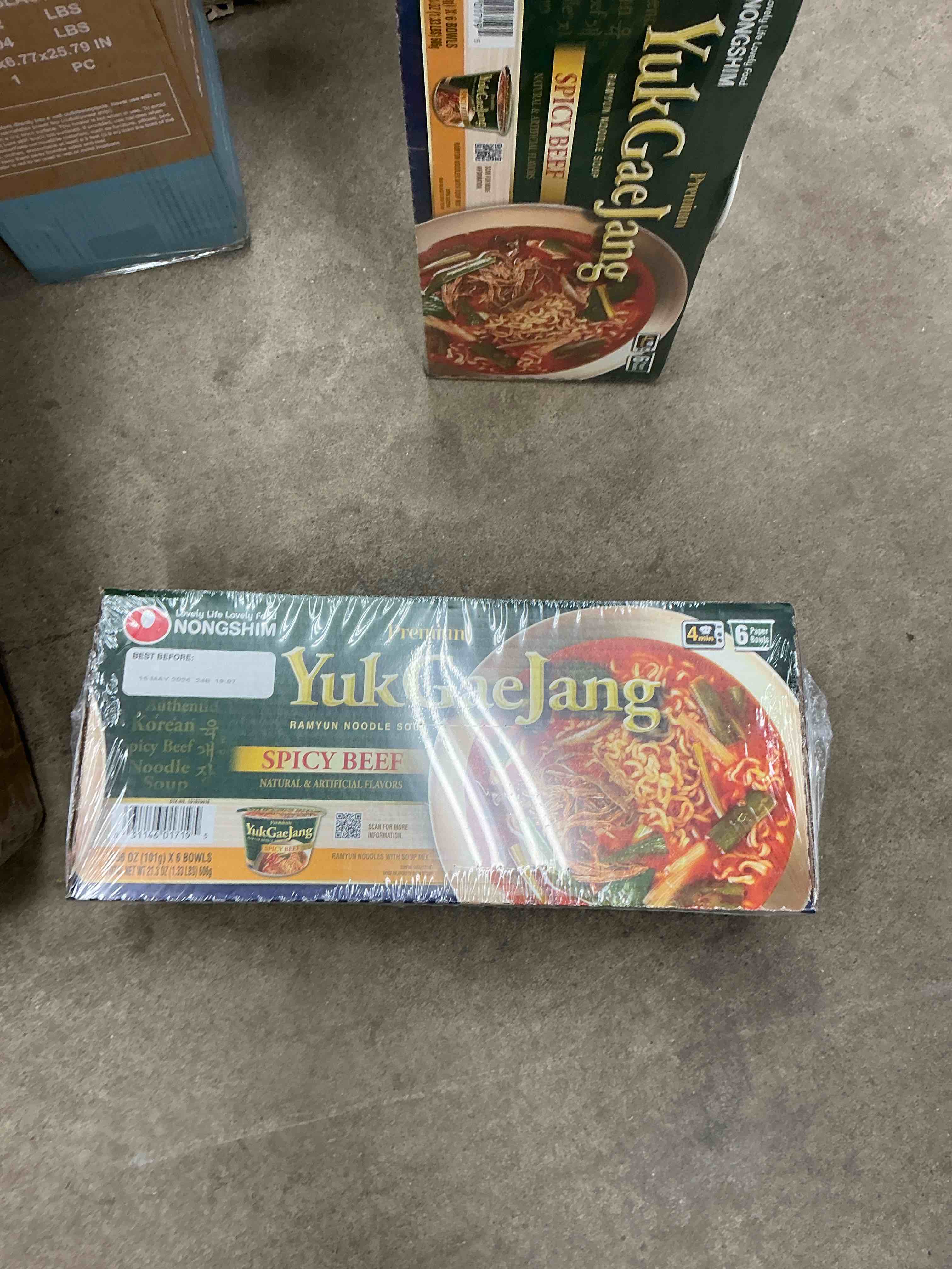 Nongshim 6-Pack of Instant Ramen Noodle Soup 2.64 Paper Cups (Paper Cup, Shin Spicy)