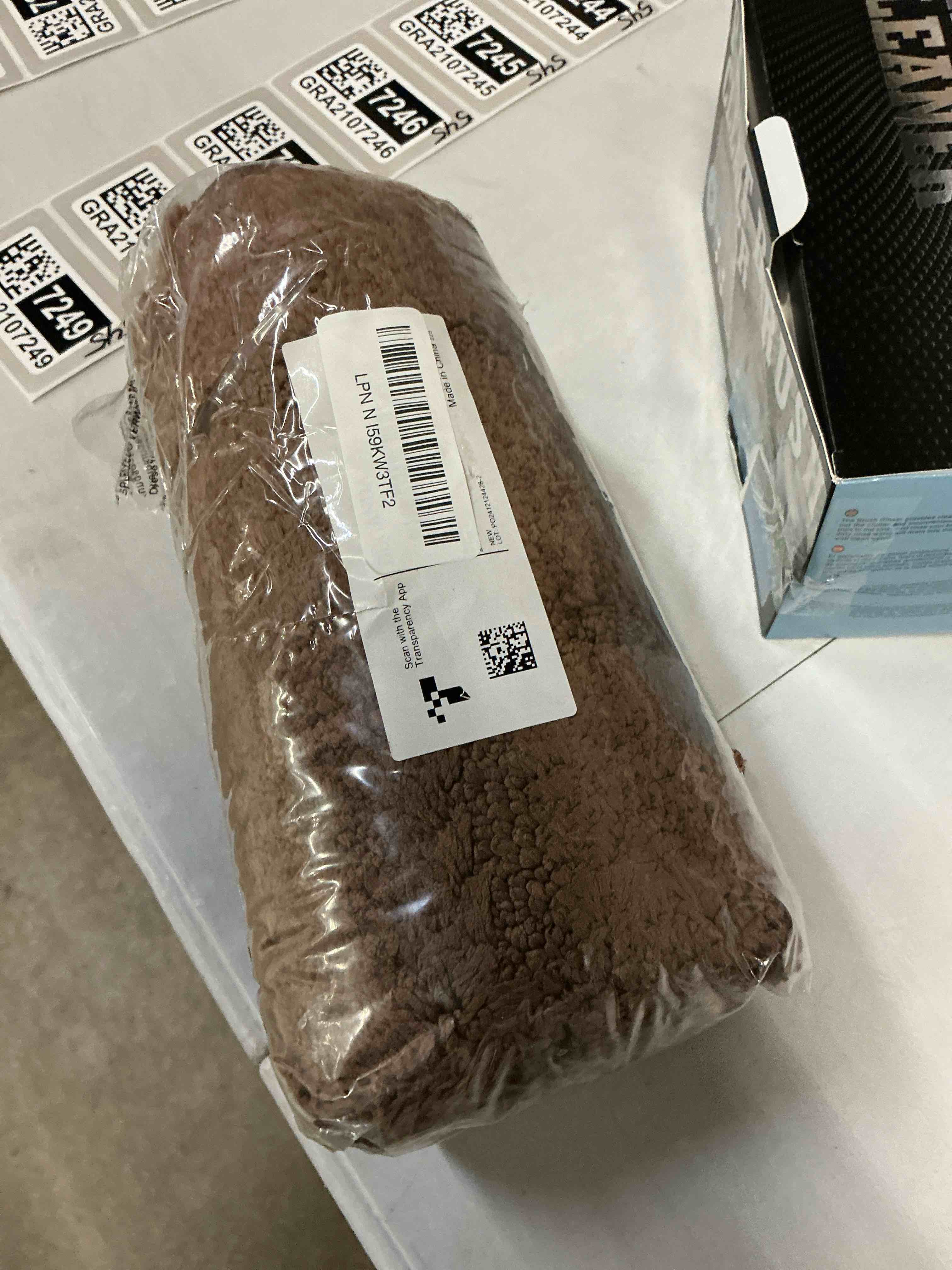 Condition photo showing Good Condition for Buganda Bathroom Rugs, 24" x 16", Soft and Absorbent Microfiber Bath Rugs, Non-Slip Shaggy Shower Carpet, Machine Wash Dry Bath Mats for Bathroom Floor, Tub and Shower, Brown