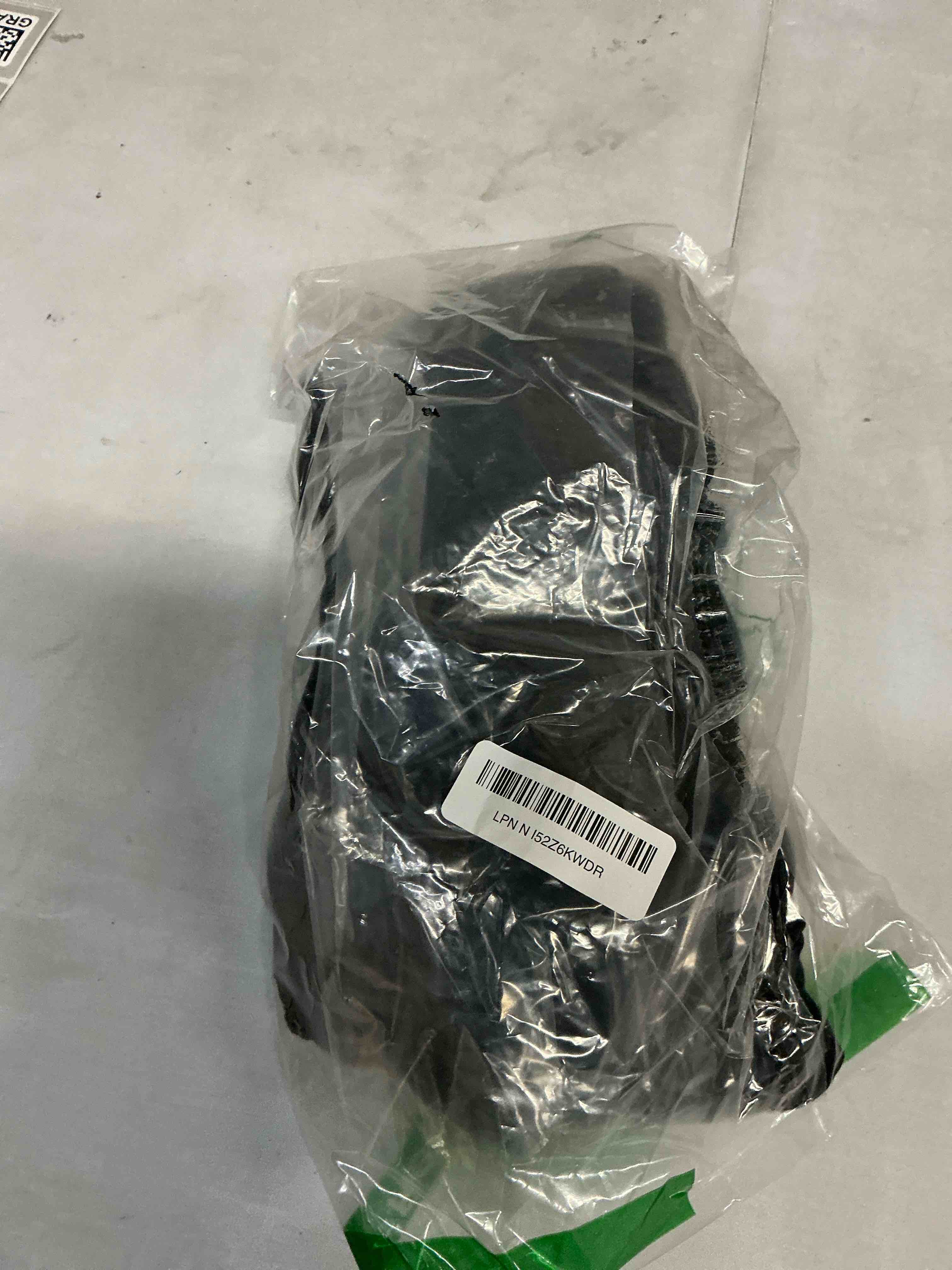 Condition photo showing Good Condition for Spandex 4ft Waterproof Table Cover for Party,Wedding, Banquet, and Events(Black) 4FT Black