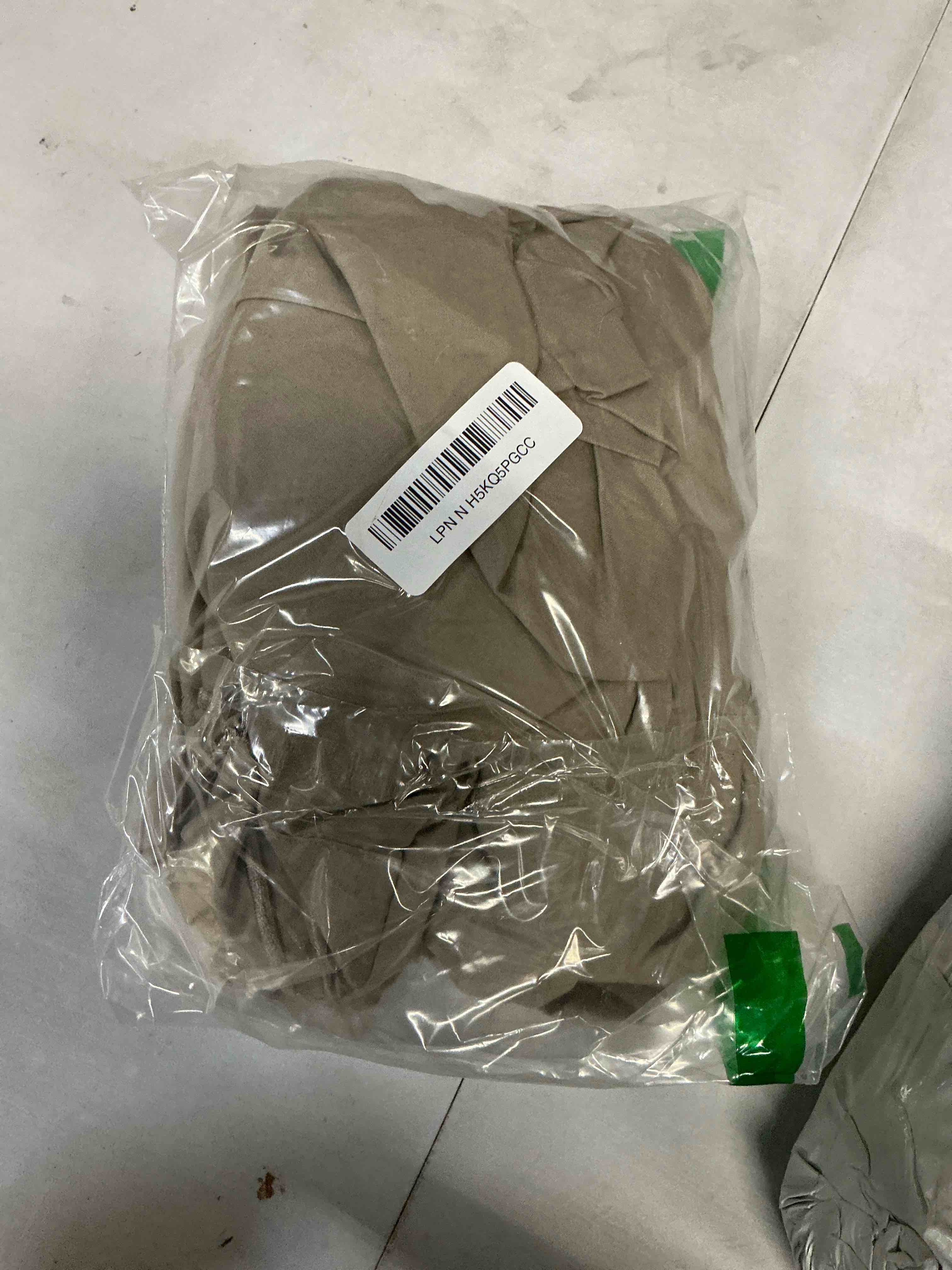 Condition photo showing Good Condition for Queen Size Pillow Cases Set of 4 - Extra Soft Pack of 4 Pillowcase Covers - Hotel Luxury Pillowcases - Machine Washable Pillow Protectors - 20x40 Pillow Cases 4 Piece - Queen Size Khaki Pillow Covers