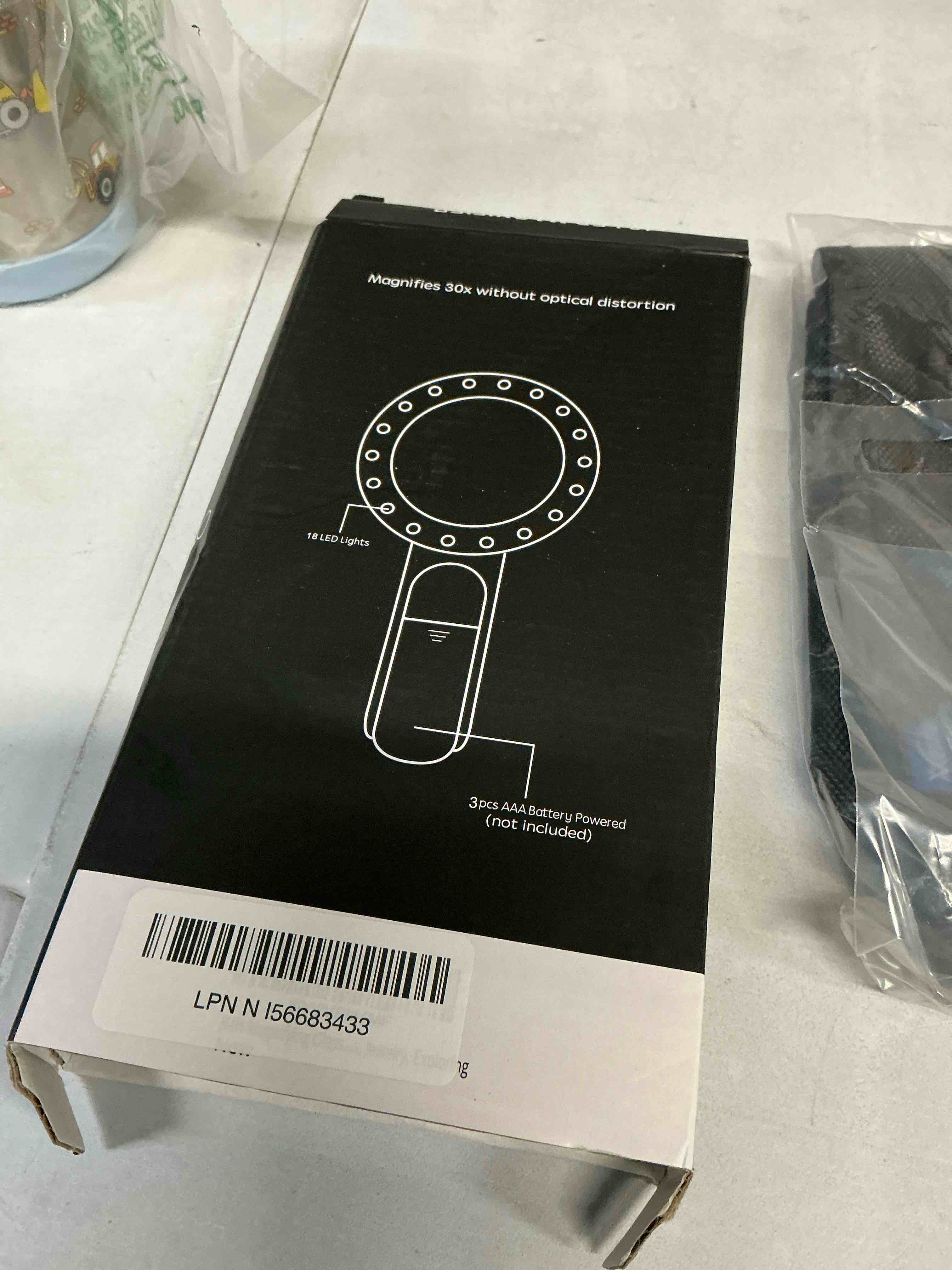 Condition photo showing Good Condition for jmh magnifying glass with light, 30x handheld large magnifying glass 18led cold and warm light with 3 modes, illuminated lighted magnifier for seniors reading, coins, jewelry black