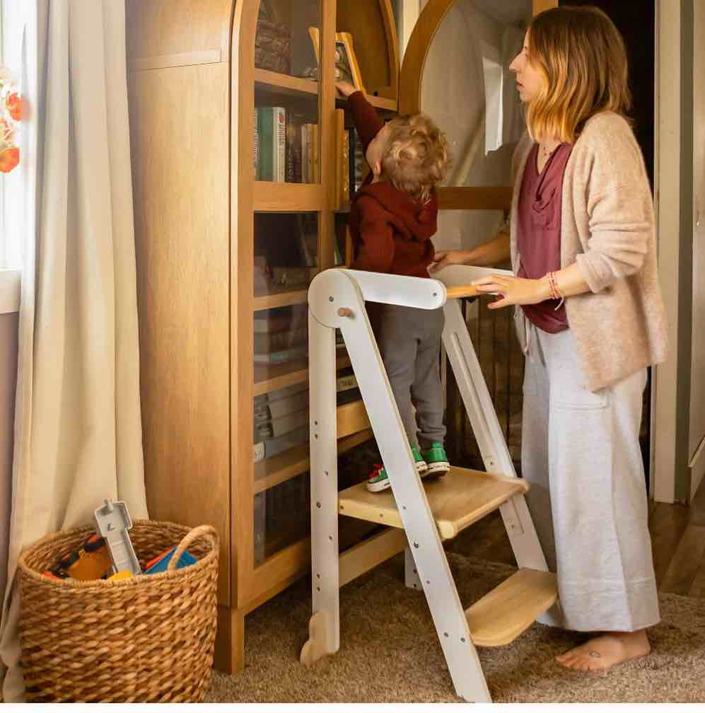 harppa foldable toddler kitchen tower, standing tower for kids age 1.5-6 years, white