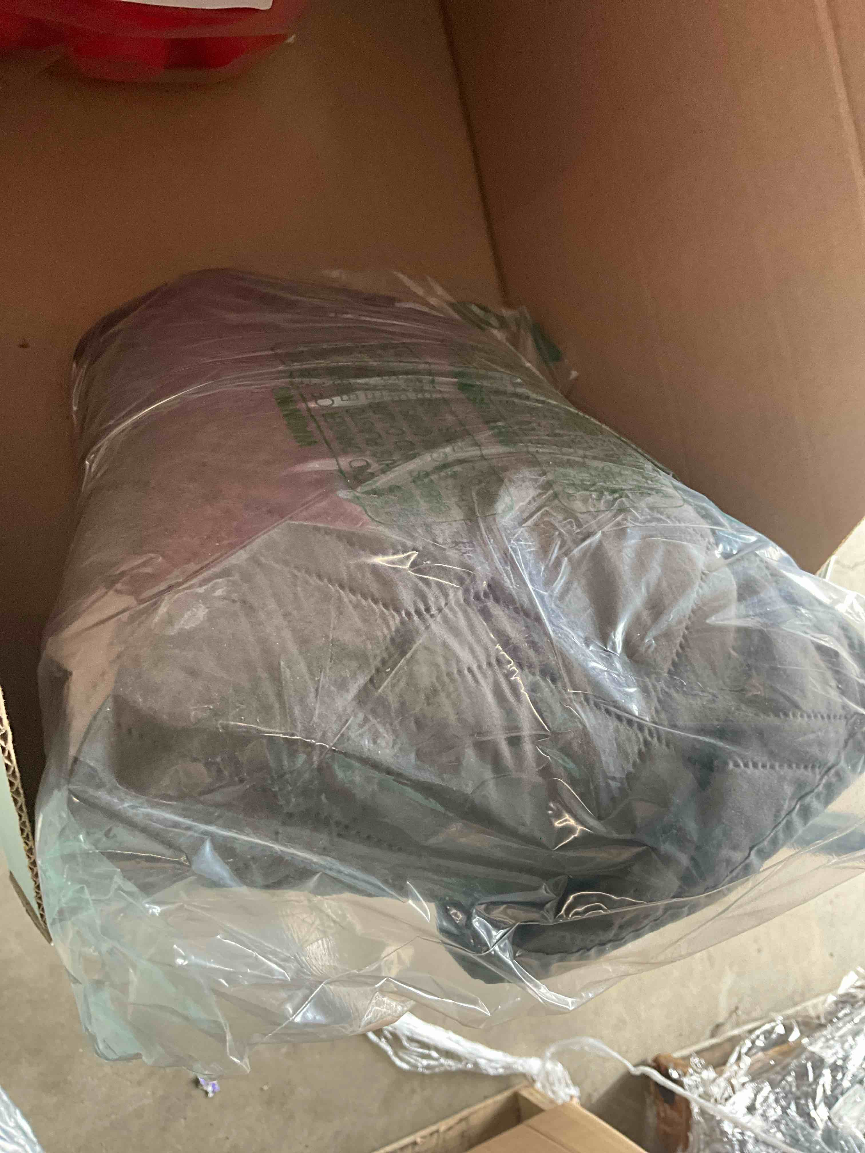 Condition photo showing Good Condition for Ameritex Waterproof Dog Bed Cover Pet Blanket for Furniture Bed Couch Sofa Reversible 30x70 Inch (Pack of 1) Grey+dark Grey
