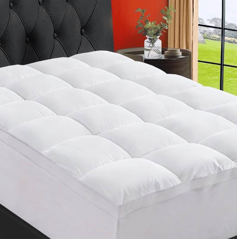 EMONIA 100% 400TC Mattress Topper Queen for Back Pain, 900GSM Mattress Pad Pillow Top, Quilted Fitted Mattress Protector Cover with 8-21" Deep Elastic Pocket, Soft Comfort Breathable (White, Queen)