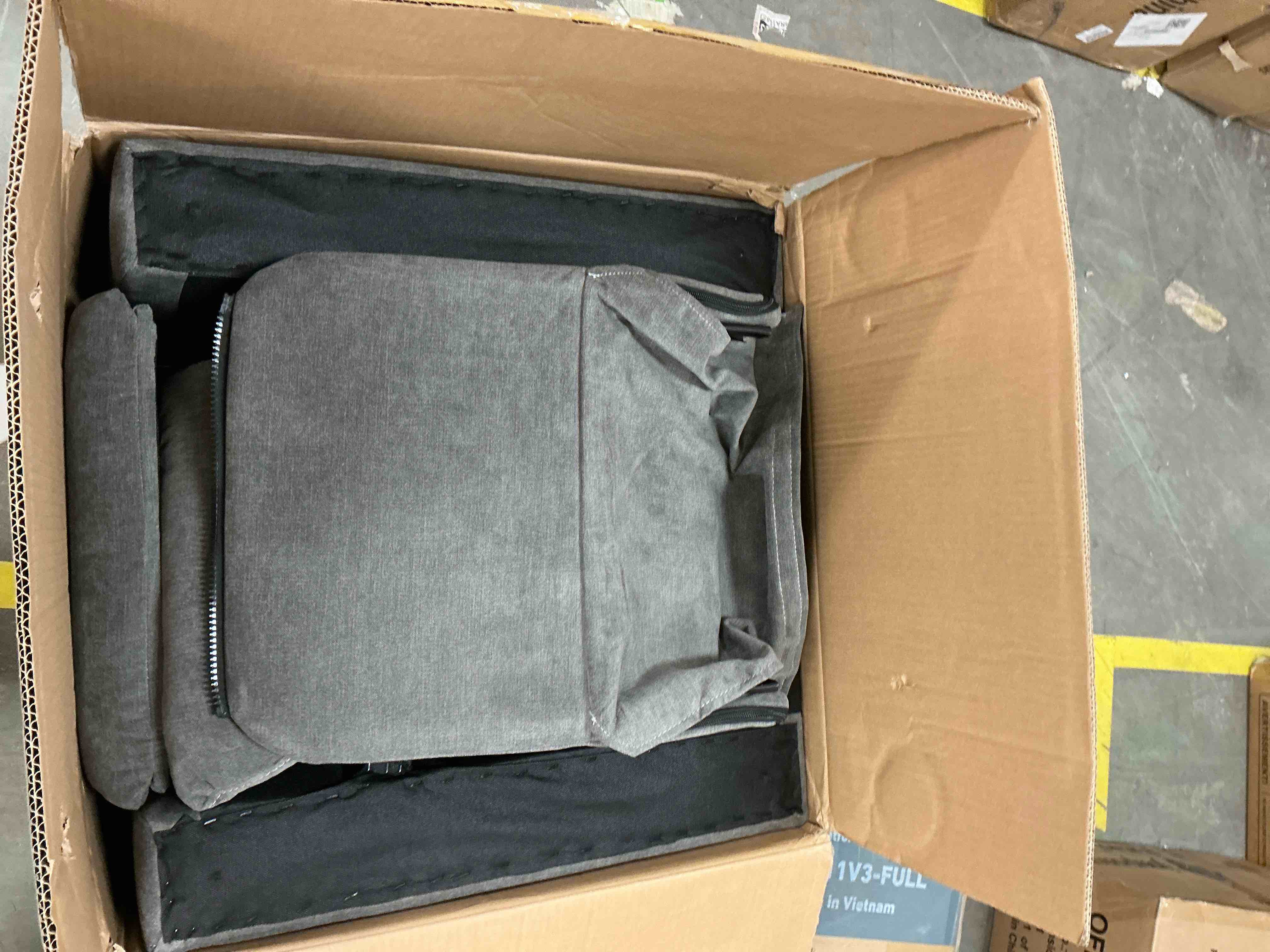 Condition photo showing Good Condition for JONPONY Kids Recliner Chair,Push Back Toddler Recliner with Cup Holders & Side Pockets,Adjustable Footrest & Headrest Kids Sofa for Boys Girls 3+ Age Group, Grey