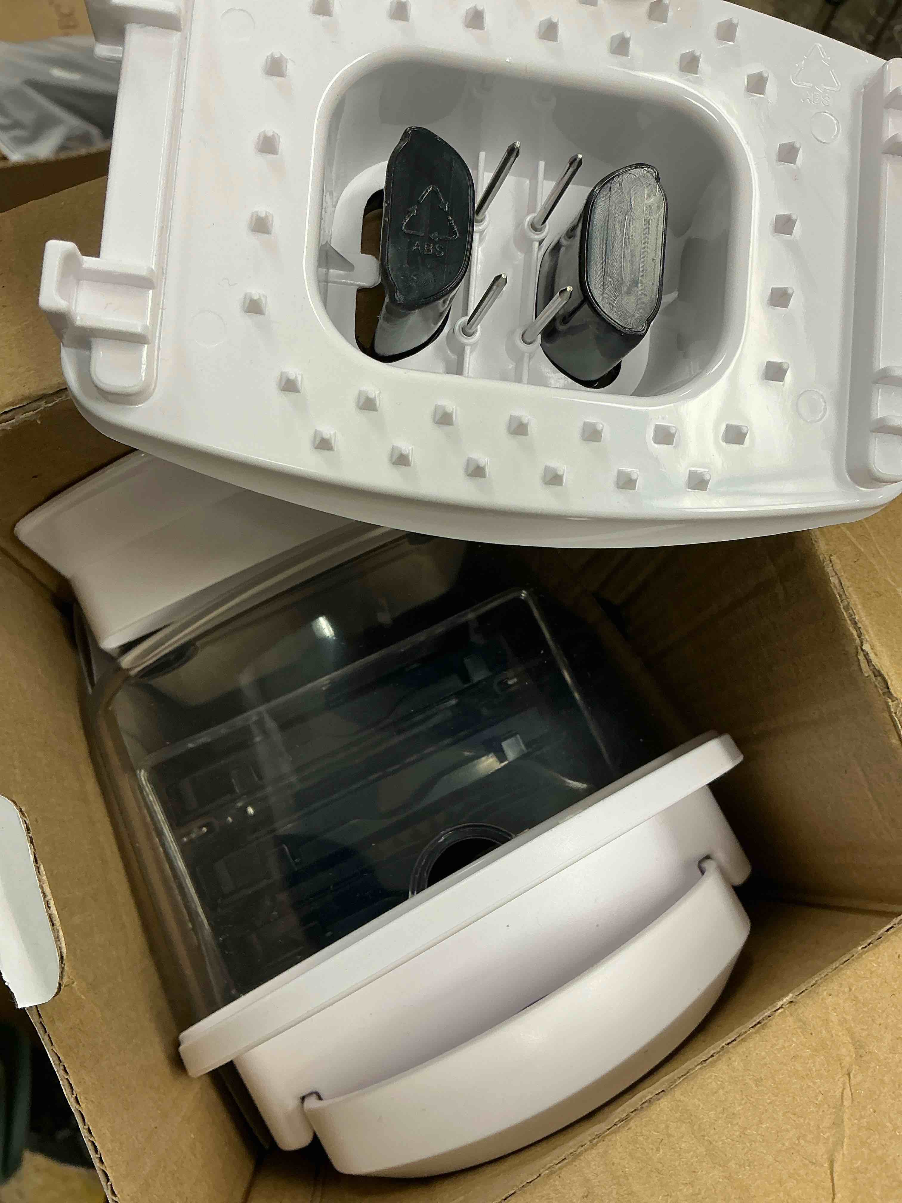 Condition photo showing Good Condition for 8 Blade All-in-1 Vegetable Chopper Mandoline Slicer with Container, Food Chopper, Onion Chopper, Veggie Cutter for Salad, Kitchen Gadgets Accessories Essentials, White White 8-Blade