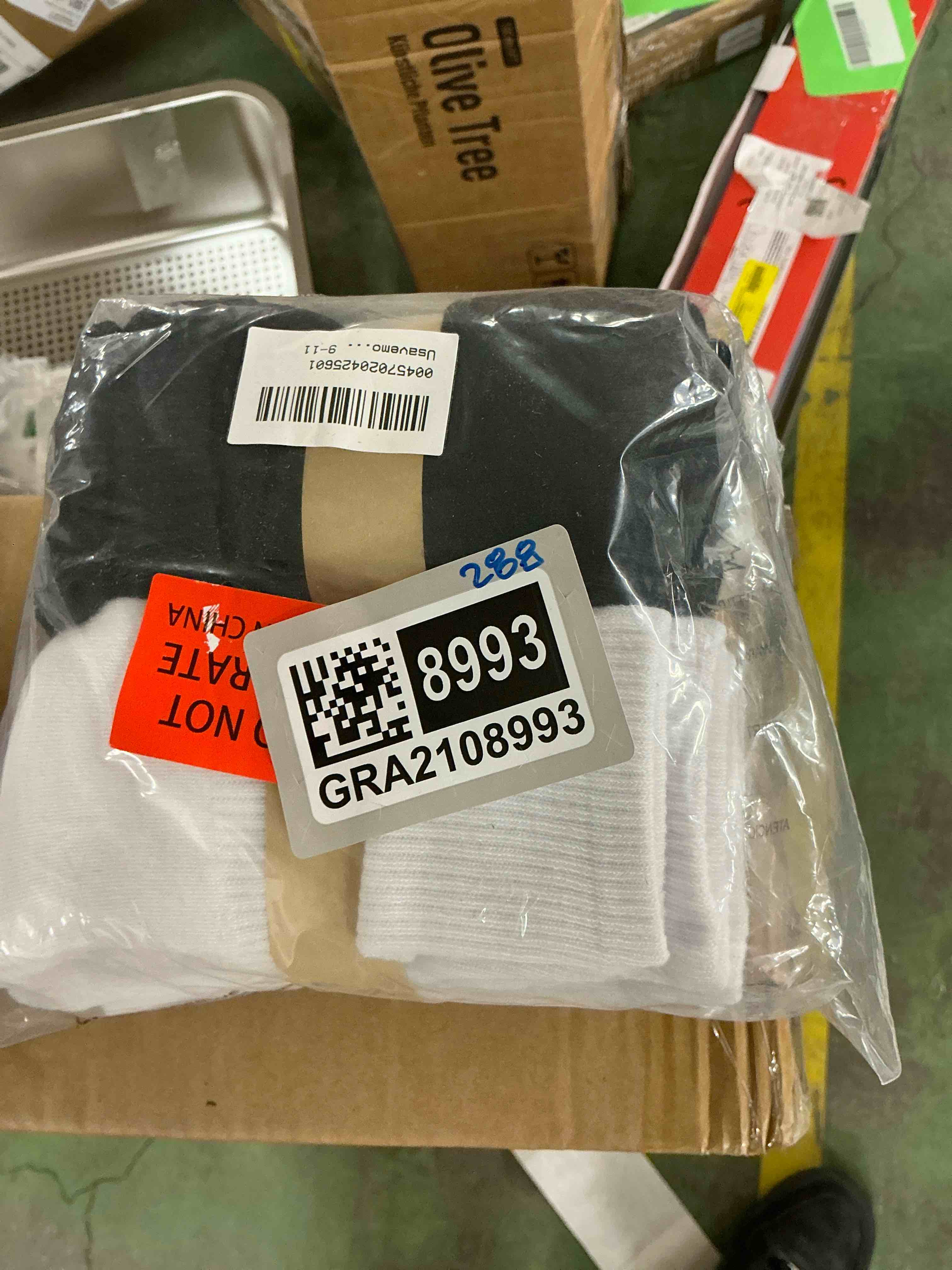 Condition photo showing New/Like New for Usavemo 10 Pairs Womens Comfort Fit Crew Socks Casual Athletic Gym Lightweight Thin Socks for Women Girls Size 9-11