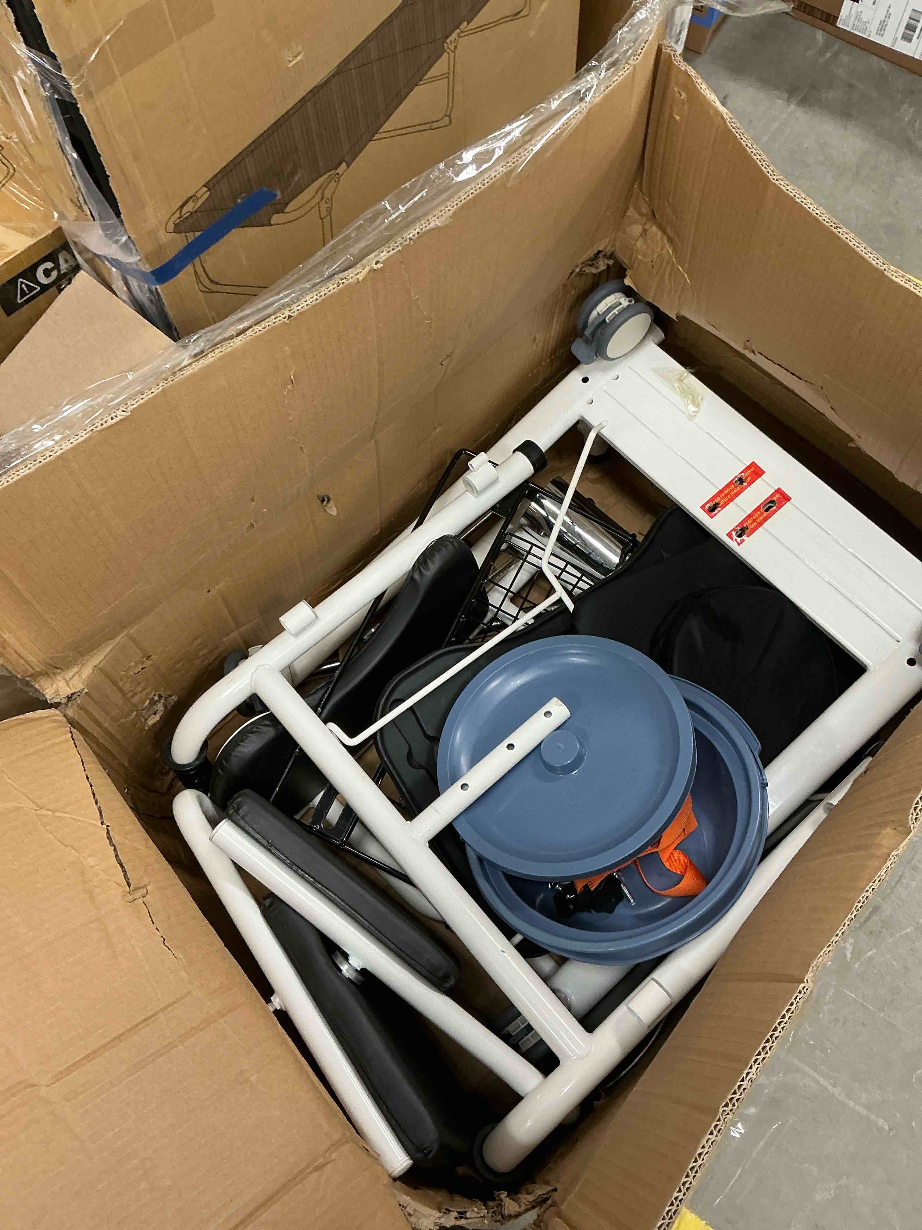 Condition photo showing Good Condition for Chair Lift Assist Devices for Seniors, Transfer Chair with 180° Split Seat, Portable and Secure for Elderly and Handicapped, 360° Quiet Universal Wheel, Load 330 Lbs (Color : Black, Size : C)