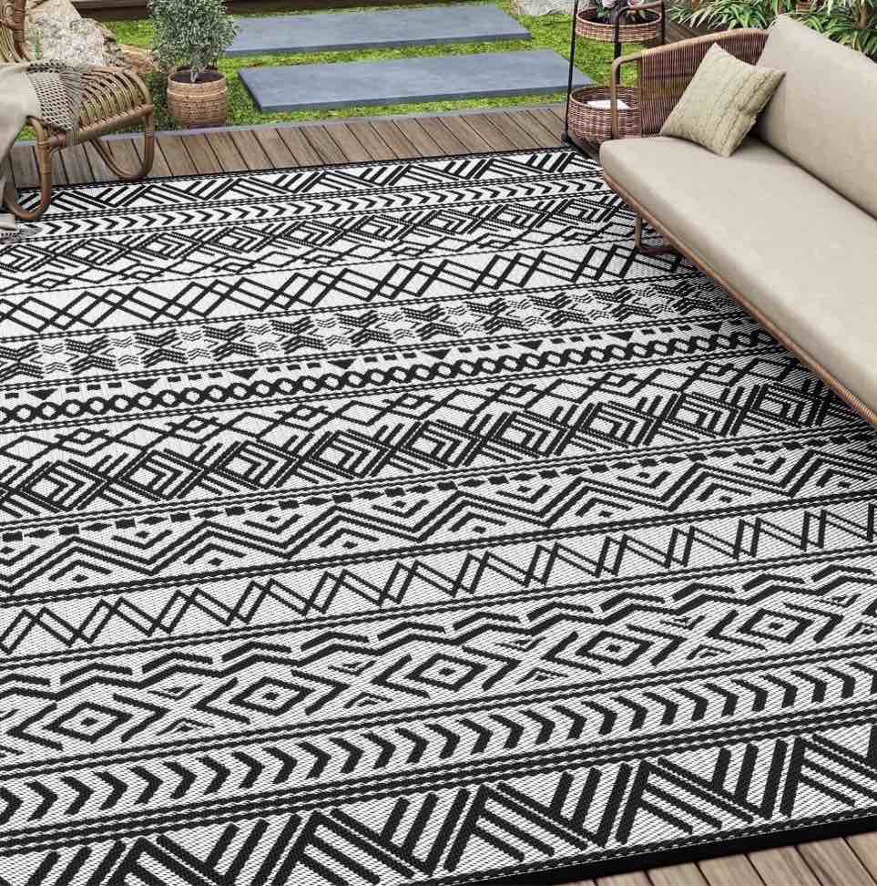 SIXHOME Outdoor Rug 5 x8  Waterproof Reversible Patio Rug Boho Geometric Indoor Outdoor Rugs Lightweight Plastic Straw Ourdoor Carpet for RV Camping Deck Balcony Modern Porch Decor Black and White