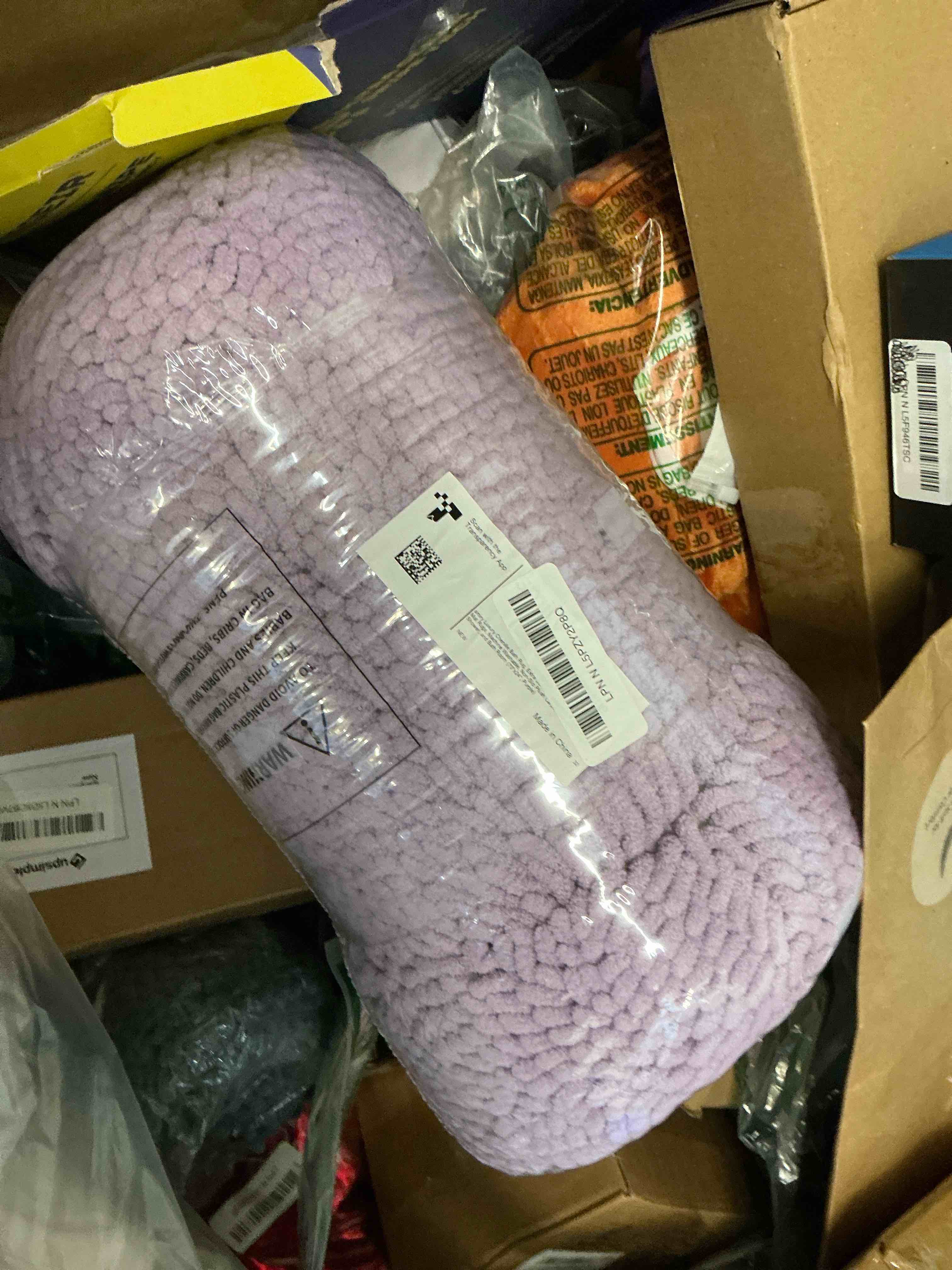 Condition photo showing New/Like New for Smiry Luxury Chenille Bathroom Rugs 59x35, Extra Soft and Absorbent Shaggy Bath Mat, Machine Washable, Non-Slip Plush Carpet Runner for Tub, Shower, and Floor, Home Decor Accessories, Purple