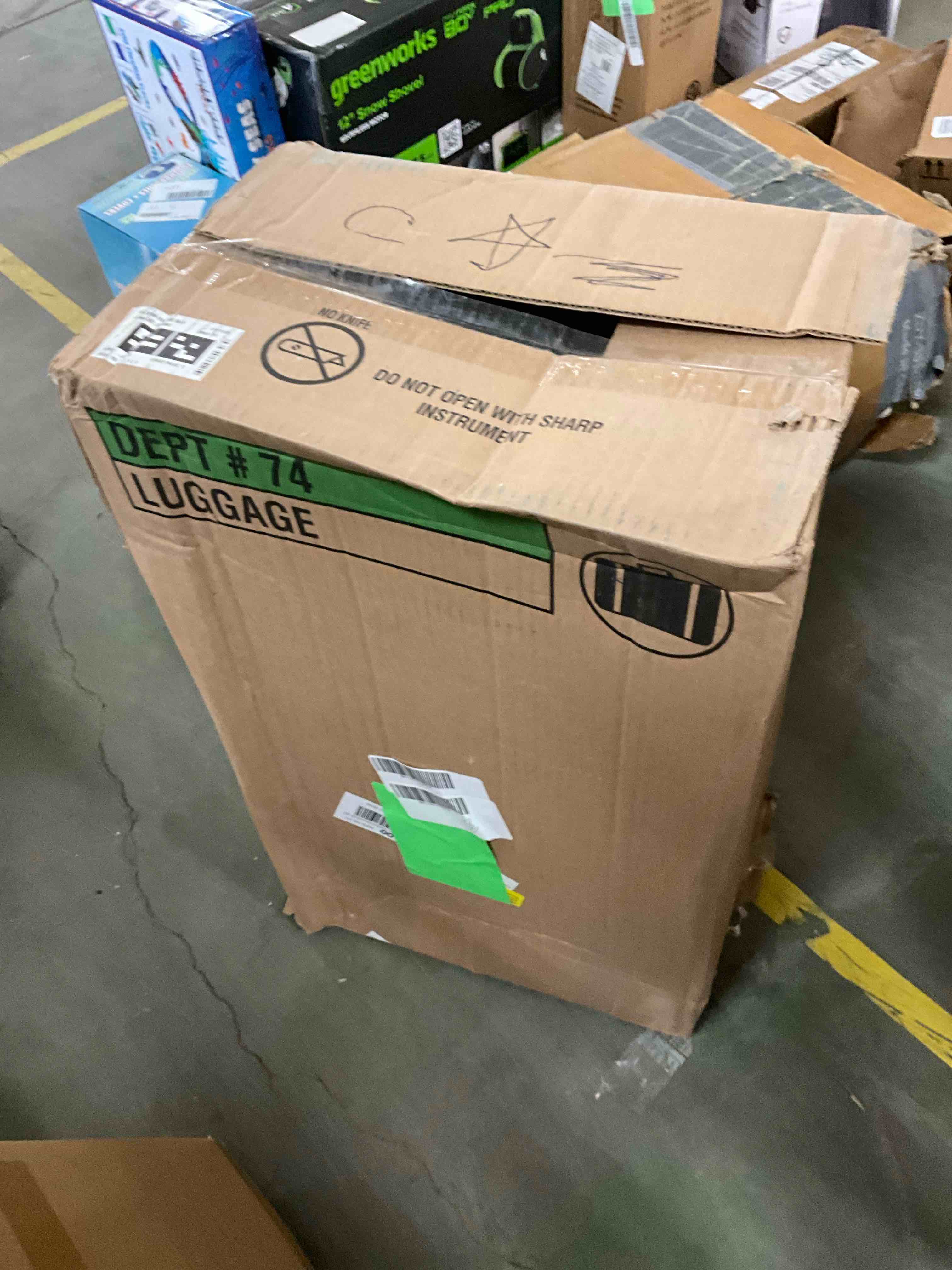 Condition photo showing Good Condition for 2 Ptlom Stainless Steel Sifting Litter Box for Pine Pellets 23.6" x 15.7" x 7.9", Extra Large Metal Litter Pan with Sifter
