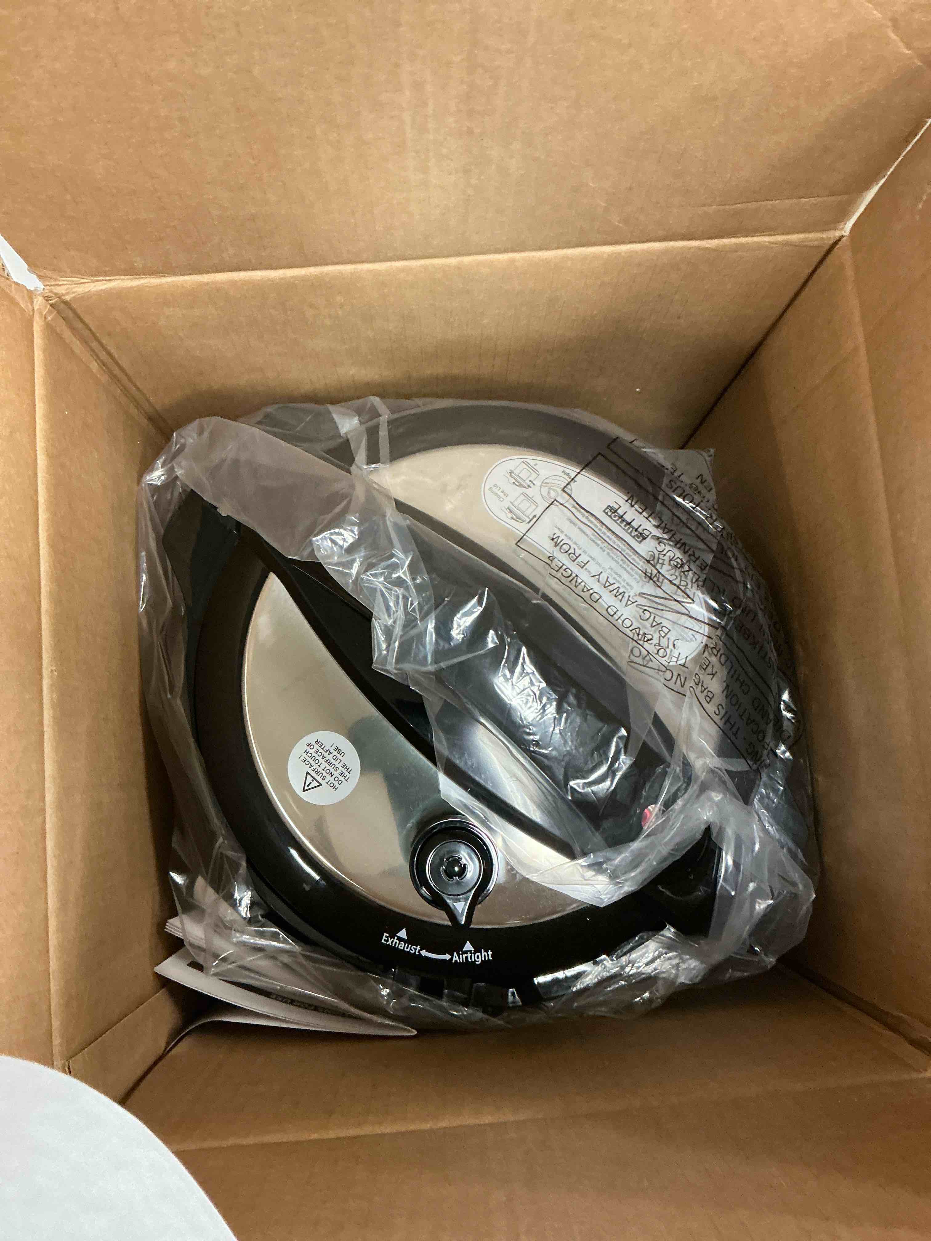 Condition photo showing New/Like New for EDX Instant Cooker 8 Quart 7-in-1 Electric Pressure Cooker Multi-Function Features & Stainless Steel Pot