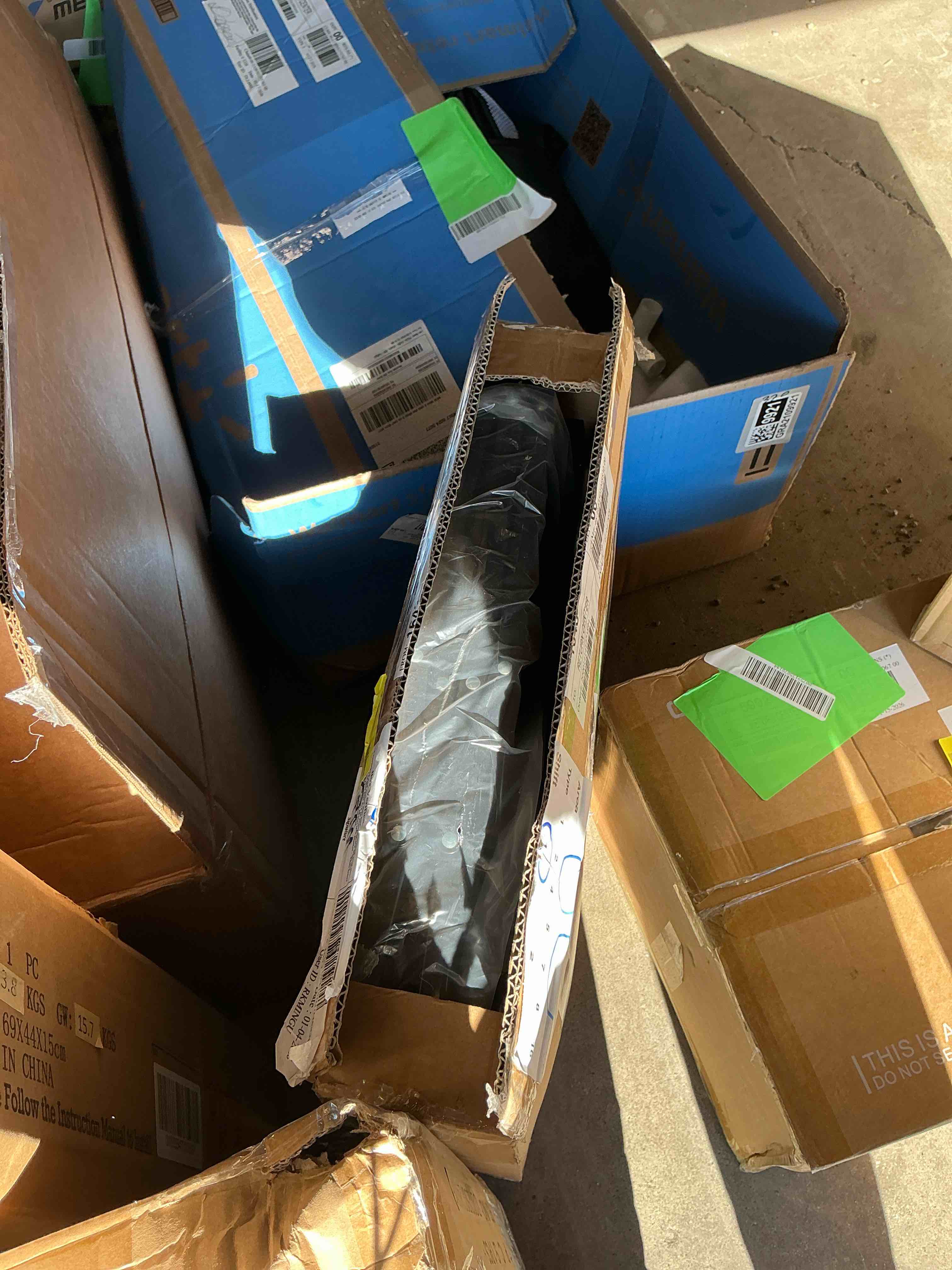 Condition photo showing New/Like New for GVDV Collapsible Wagon Cart, Portable Utility Wagon for Camping, Beach, Picnic, Shopping, Sports, and Grocery Transport, Black