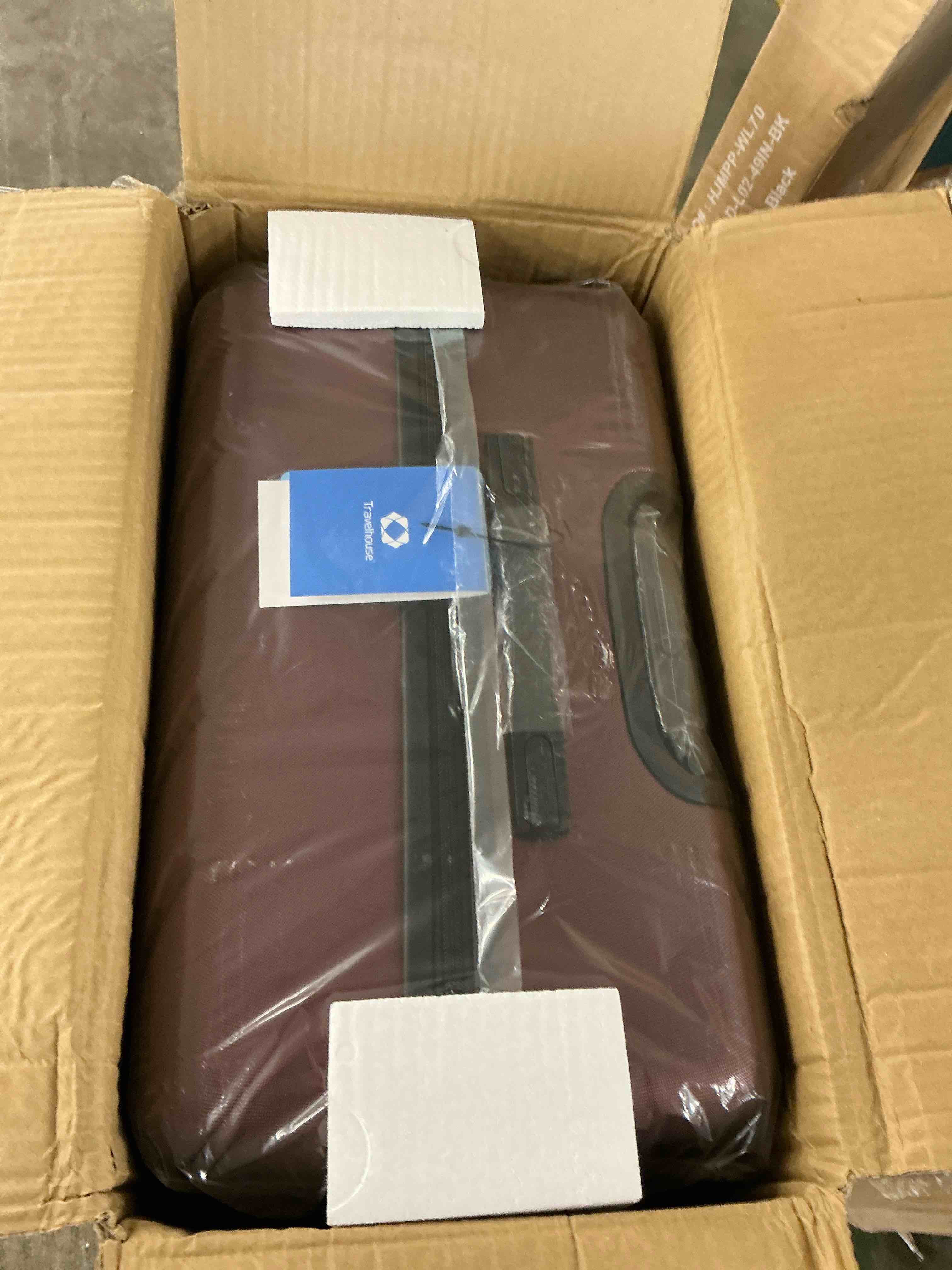 Condition photo showing New/Like New for Travelhouse 4 Piece Hardshell Luggage Set Hardside Lightweight Suitcase with TSA Lock Spinner Wheels.(Wine Red)