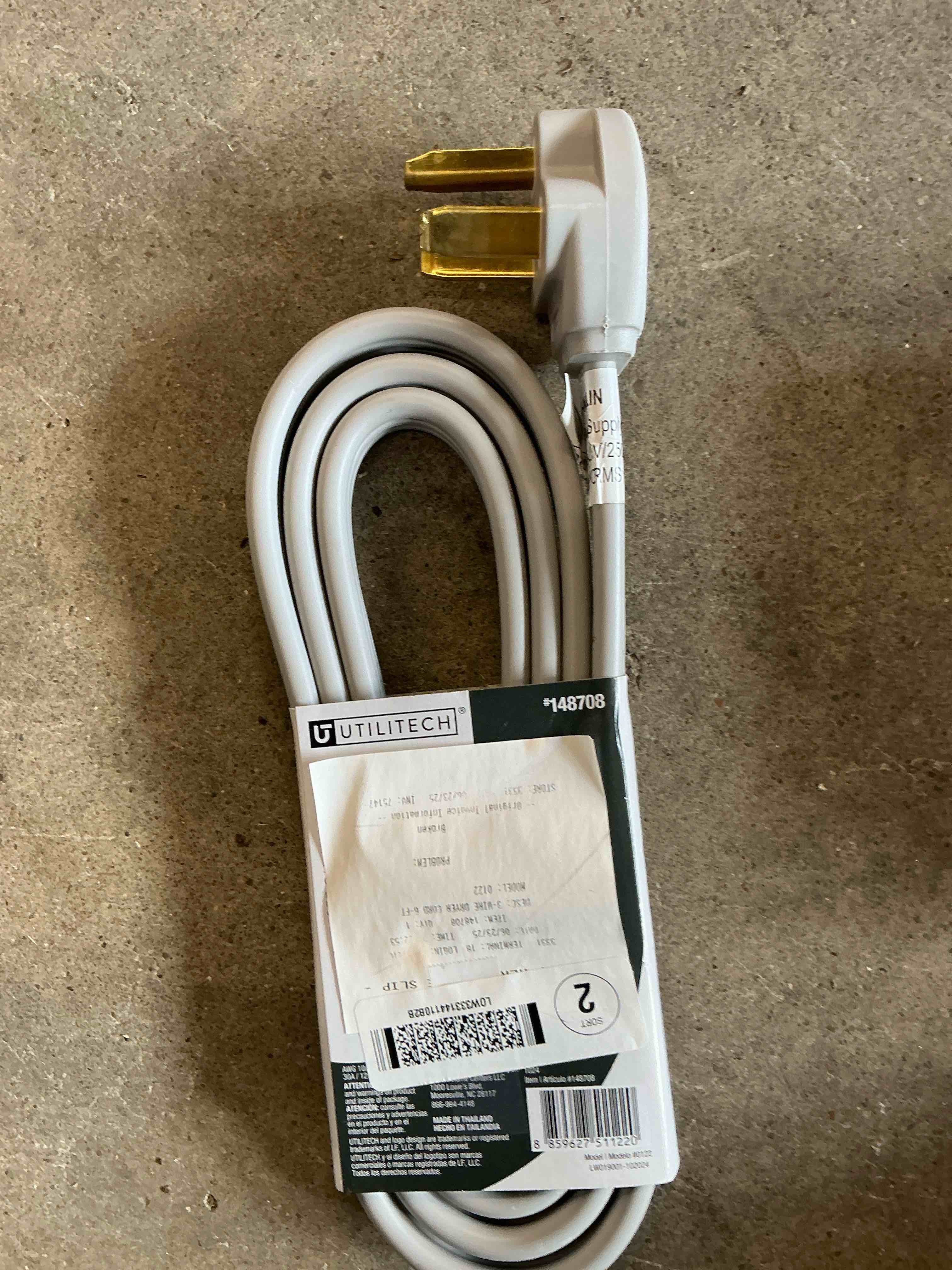 Condition photo showing New/Like New for utilitech 6 foot 3 prong dryer cord #0148708 new