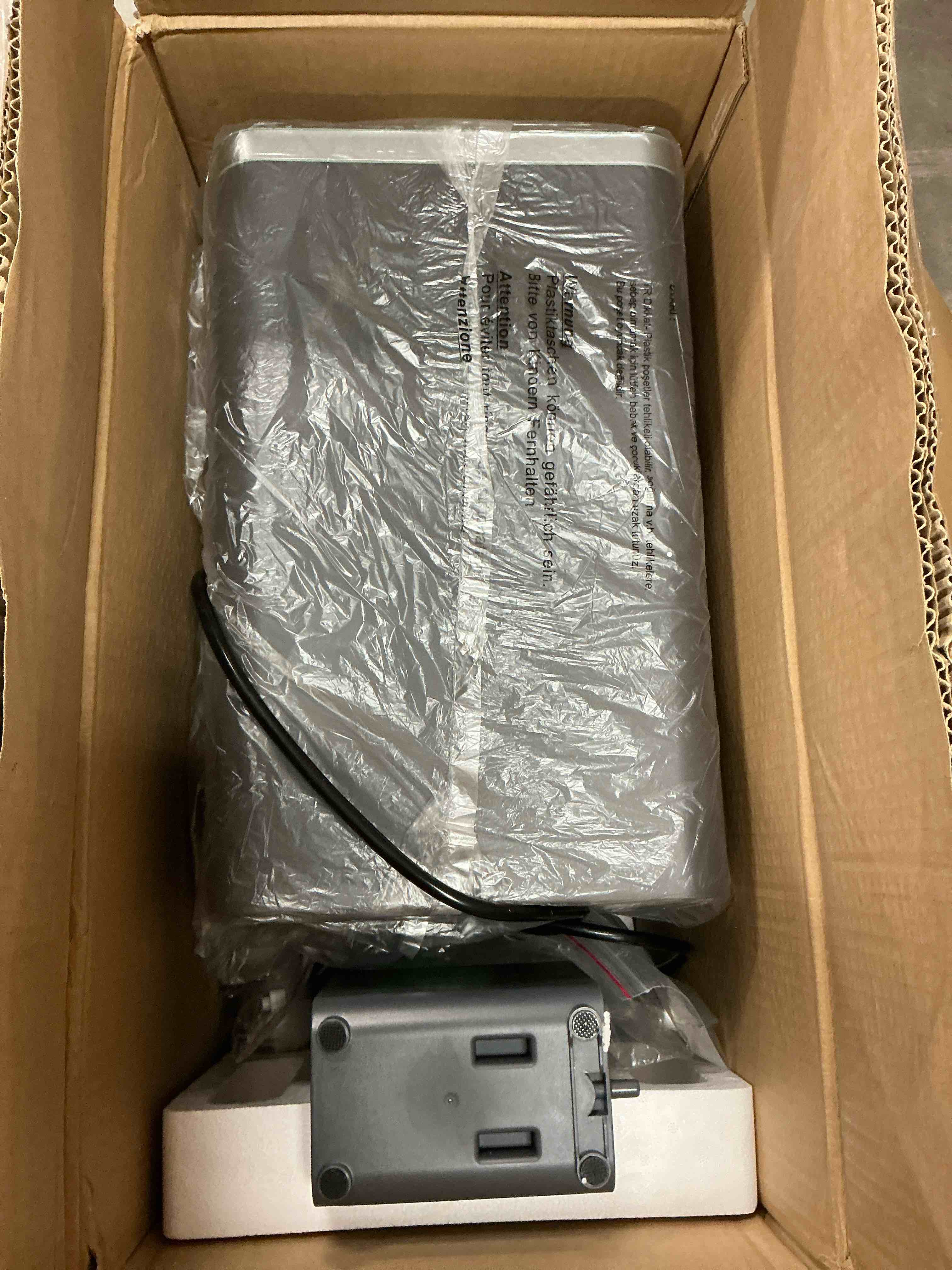 https://s3.amazonaws.com/lotting-images-prod/EmanualPiazza/GRA2110204_1778262919836.jpeg