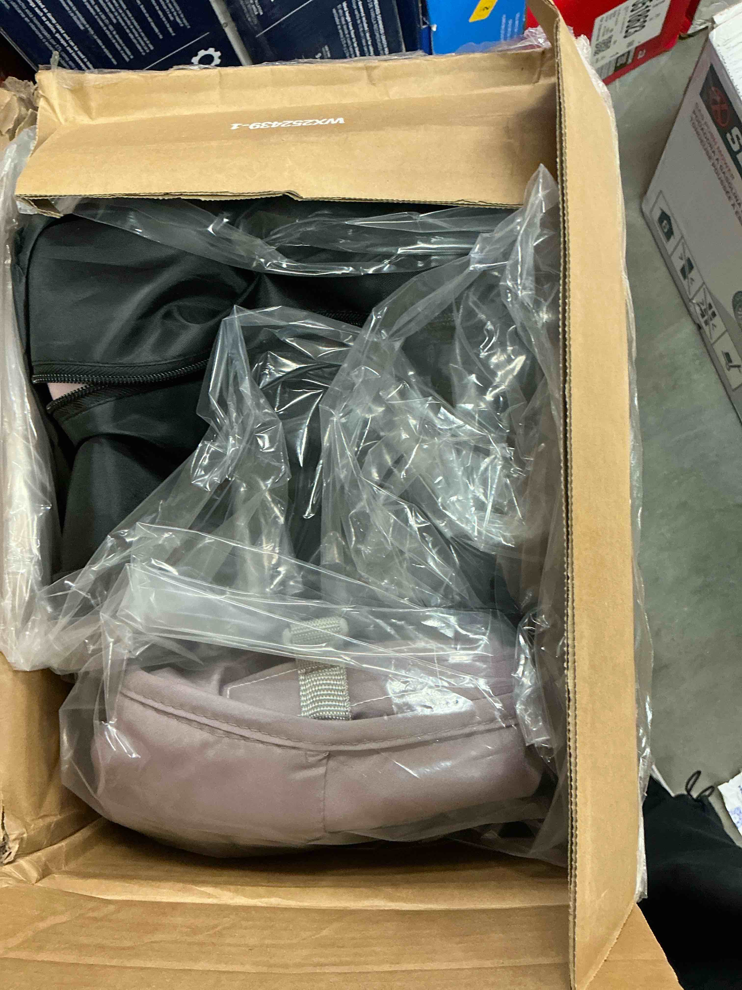 Condition photo showing New/Like New for pamo babe 4-in-1 baby playard with bassinet & changing table for newborn,4-panels playpen