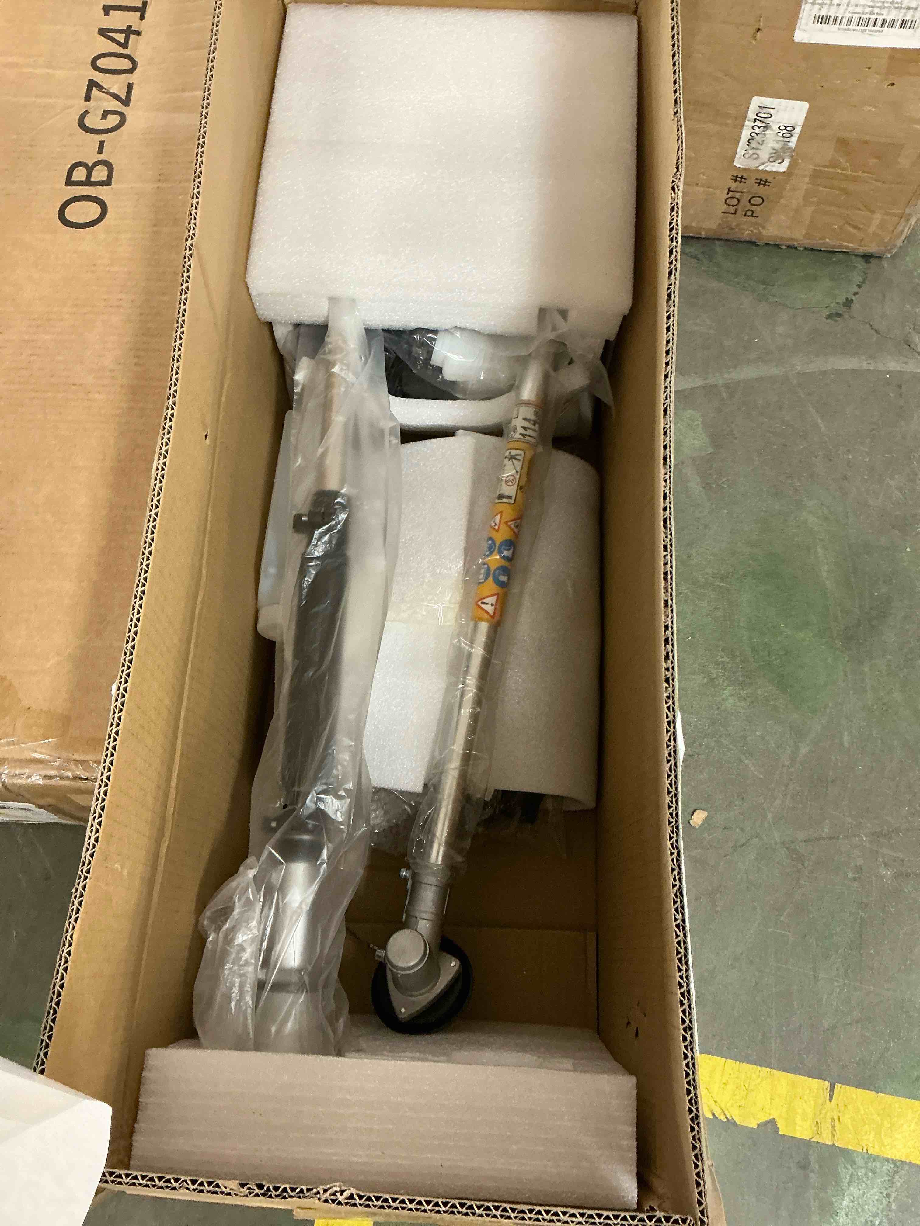 Condition photo showing New/Like New for baokaler 52cc gasoline grass string trimmer 2-stroke gas powered weed eater weed wacker with 4 detachable heads