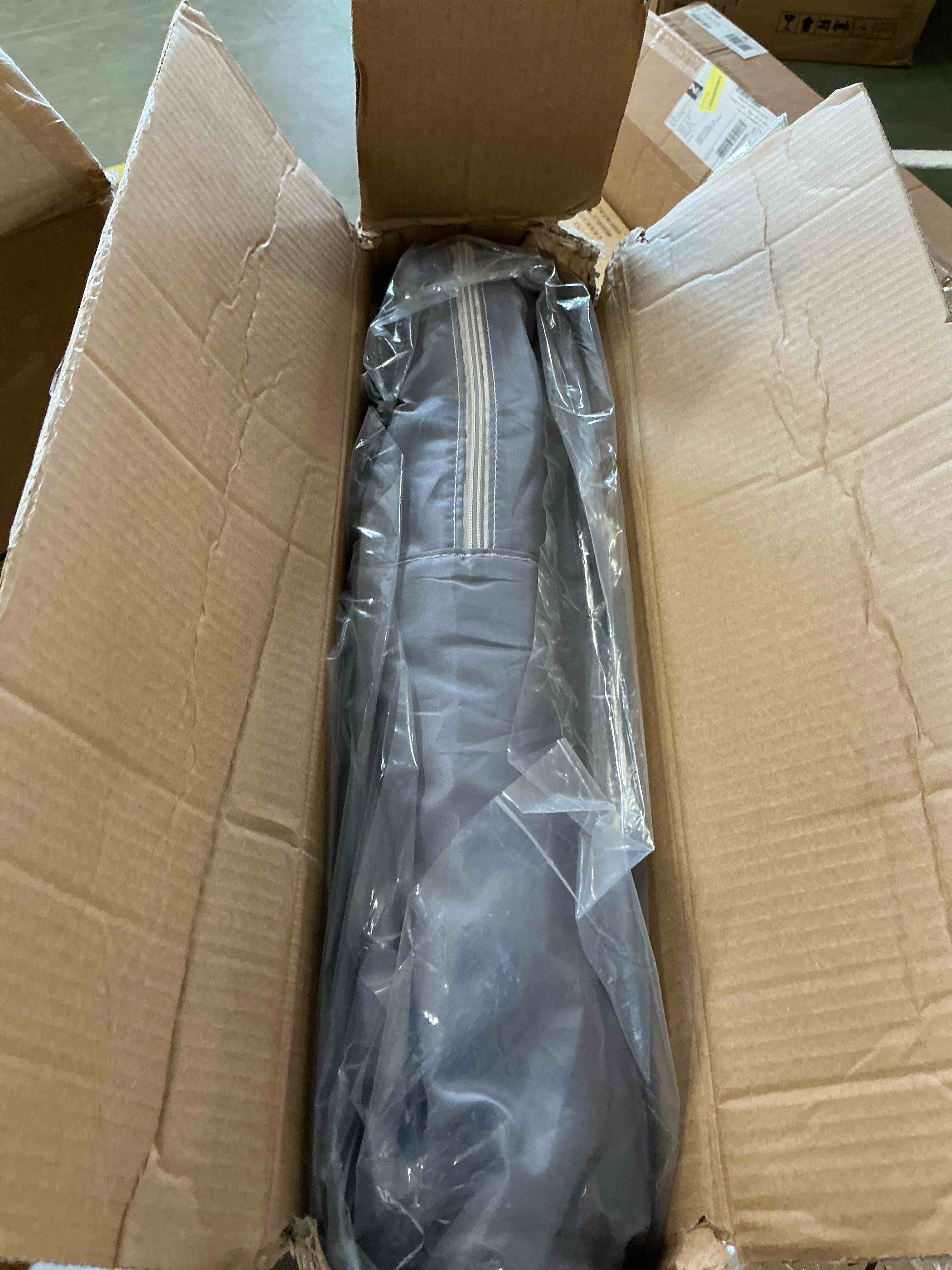 https://s3.amazonaws.com/lotting-images-prod/EmanualPiazza/GRA2110747_1778776778046.jpeg