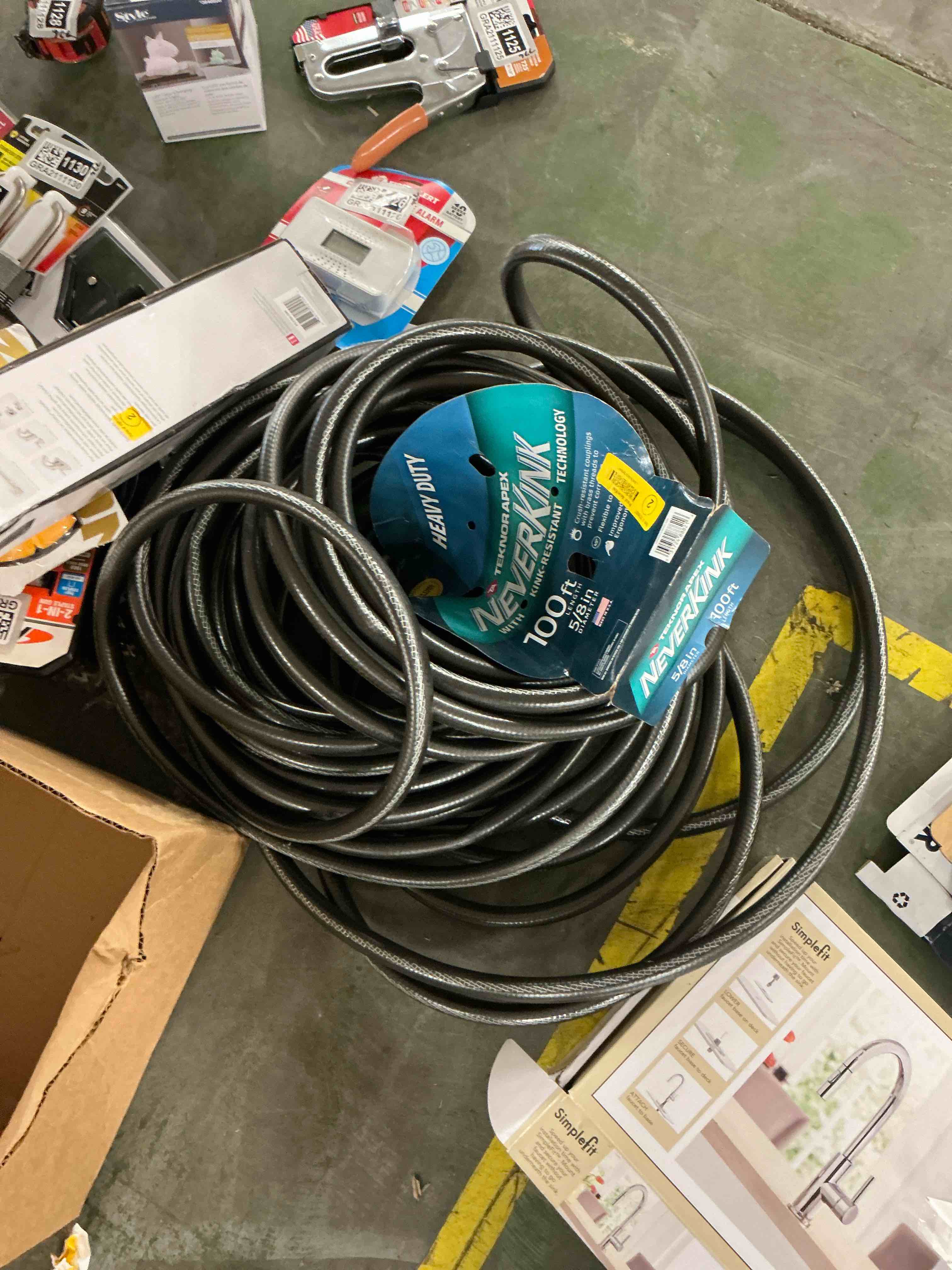 Condition photo showing Good Condition for untested neverkink teknor apex 5/8-in x 100-ft heavy -duty kink free vinyl gray coiled hose