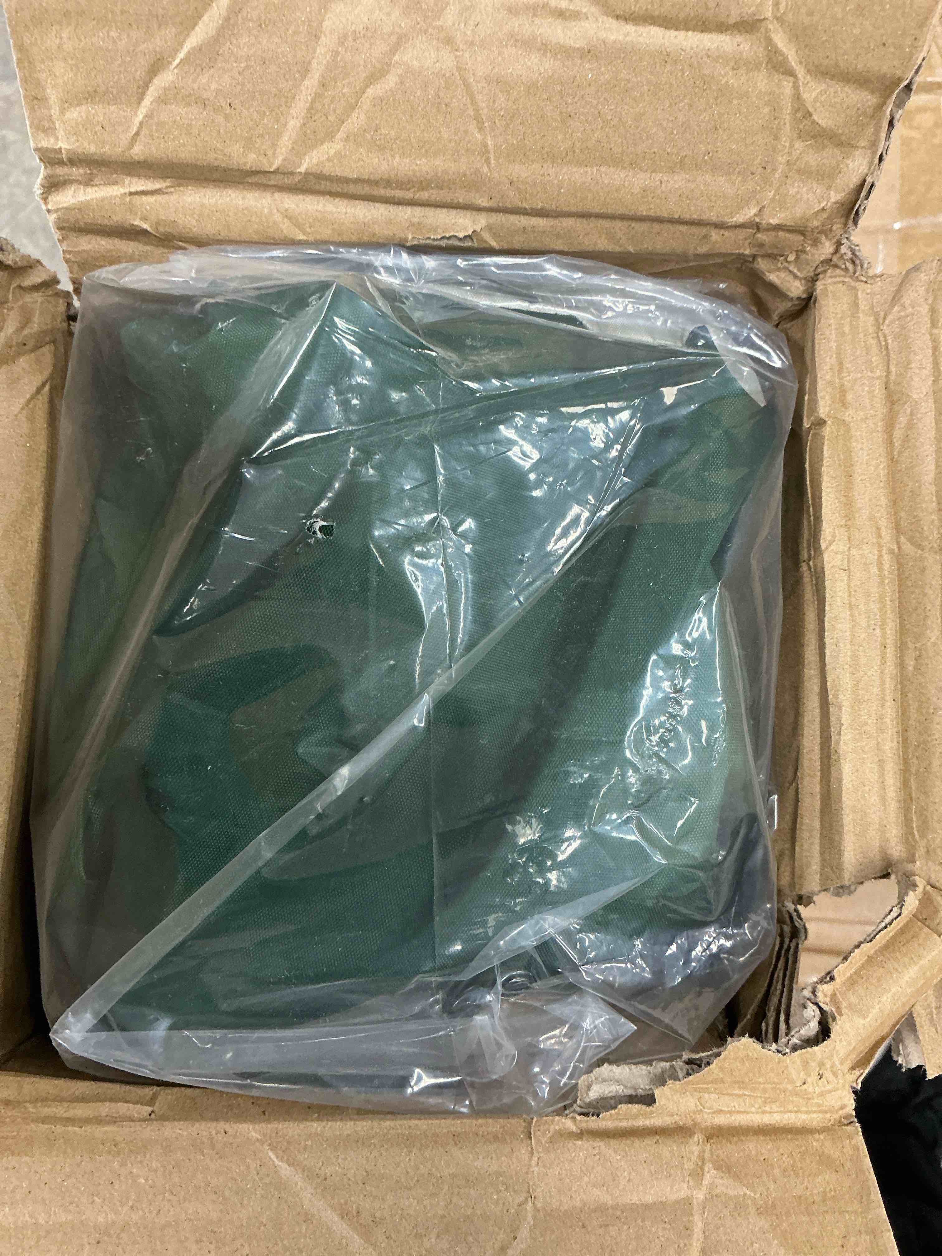 Condition photo showing New/Like New for sunoyar 4-6 person tent for camping  camping tent with carry bag  instant tent for outdoor/hiking/traveling