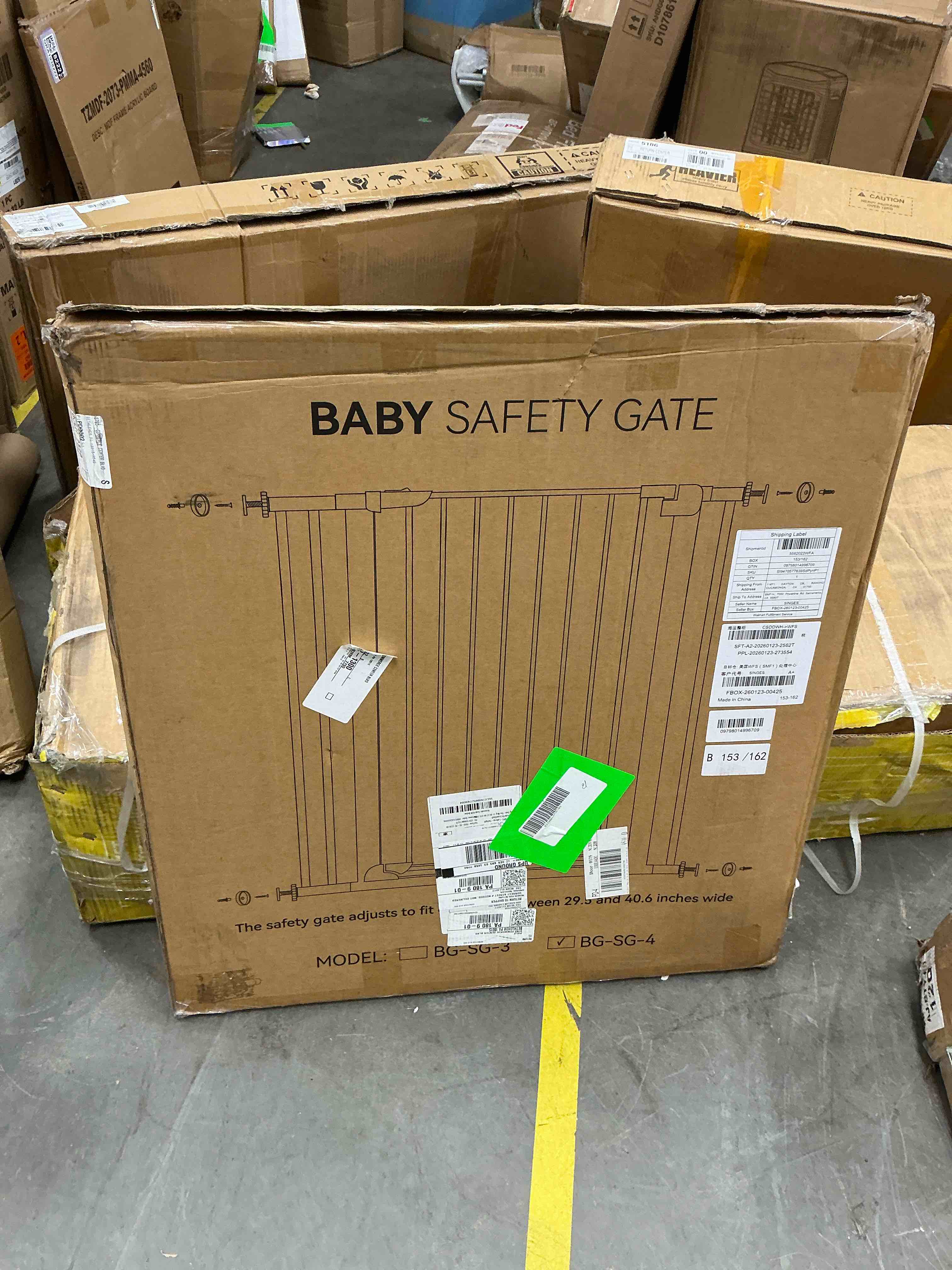 Condition photo showing New/Like New for baby safety gate, dog gates for top stairs doorway, 29.5''- 40.5''wide pressure mount, black
