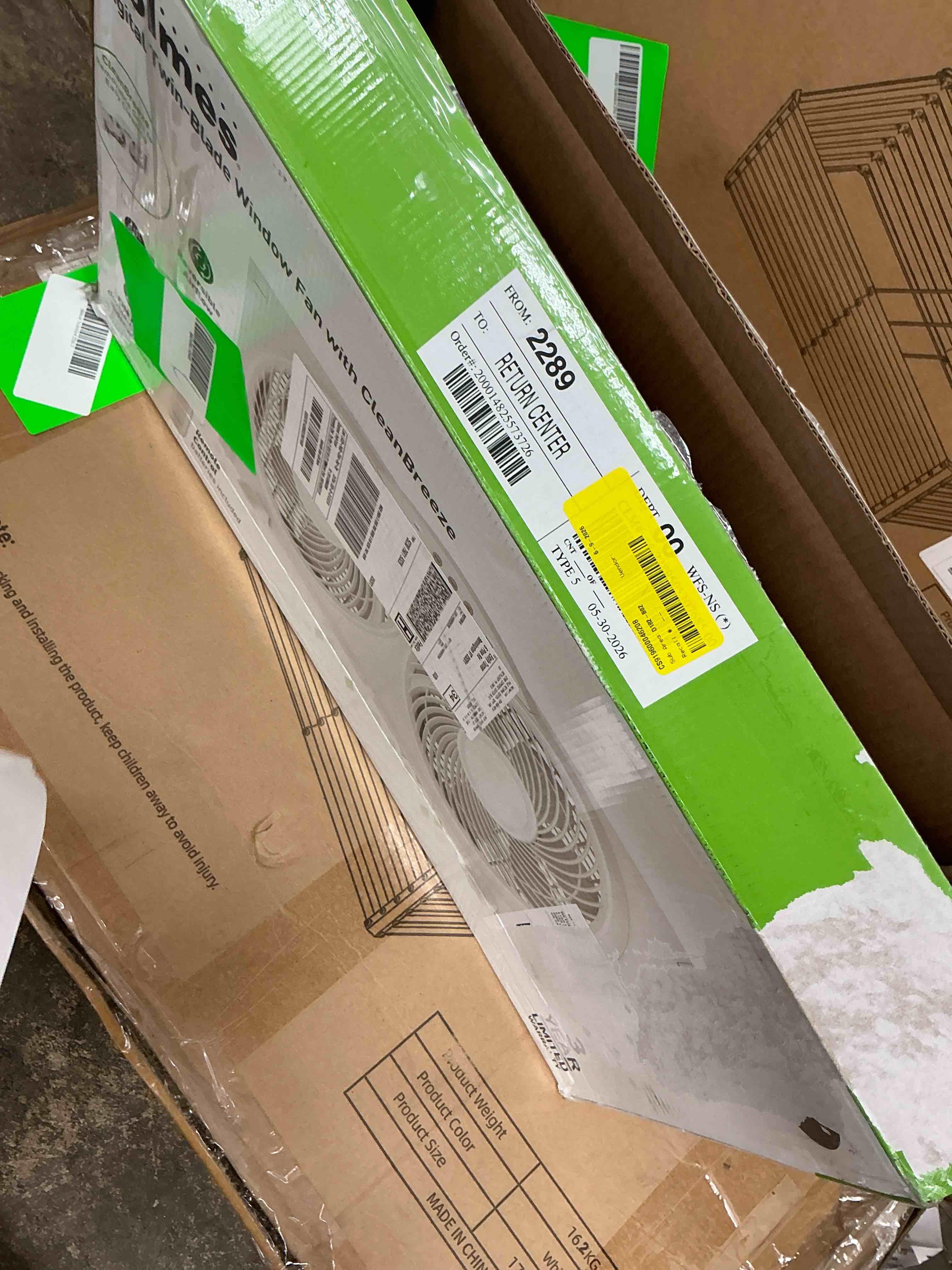 Condition photo showing New/Like New for holmes 9 inch twinbreeze reversible window fan 3 speed remote cleanbreeze white