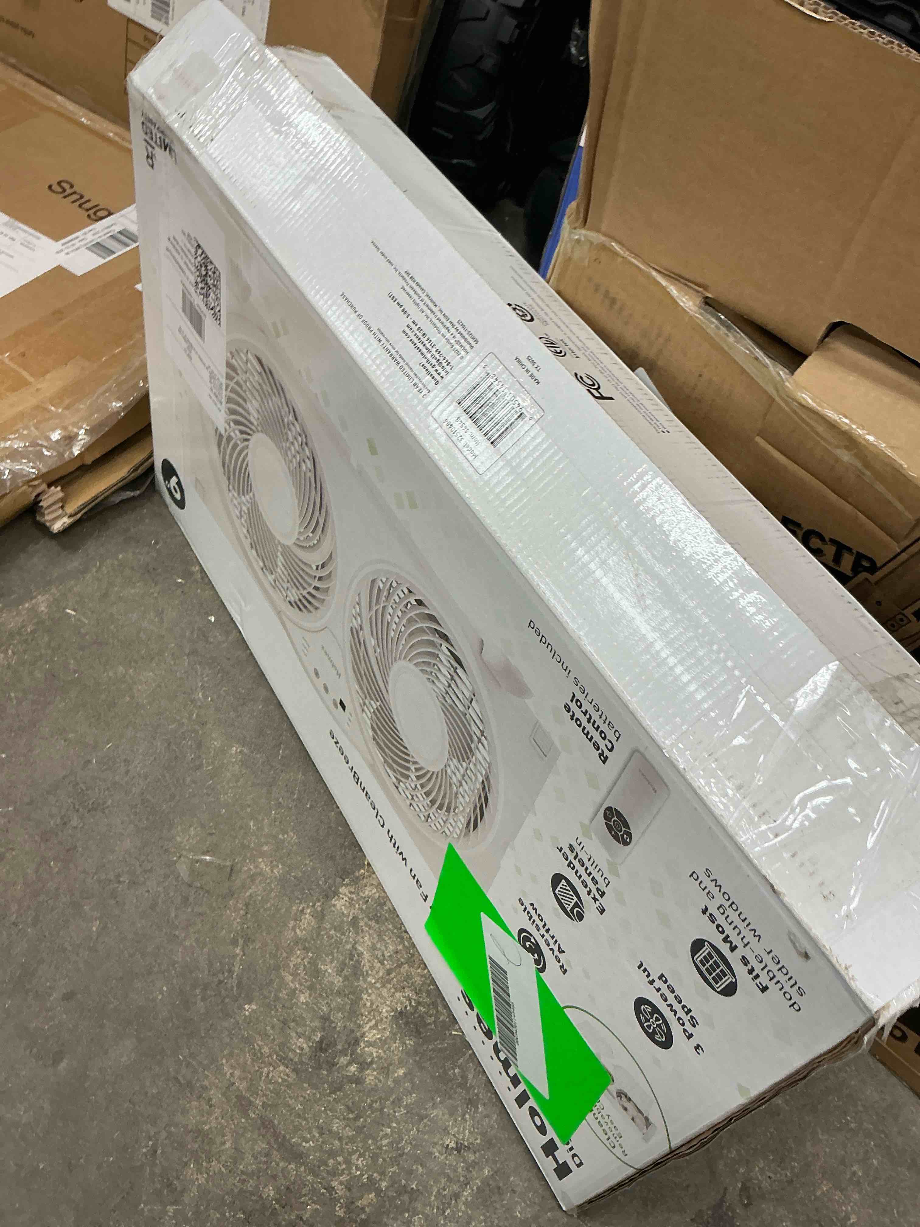 Condition photo showing New/Like New for holmes 9 inch twinbreeze reversible window fan 3 speed remote cleanbreeze white