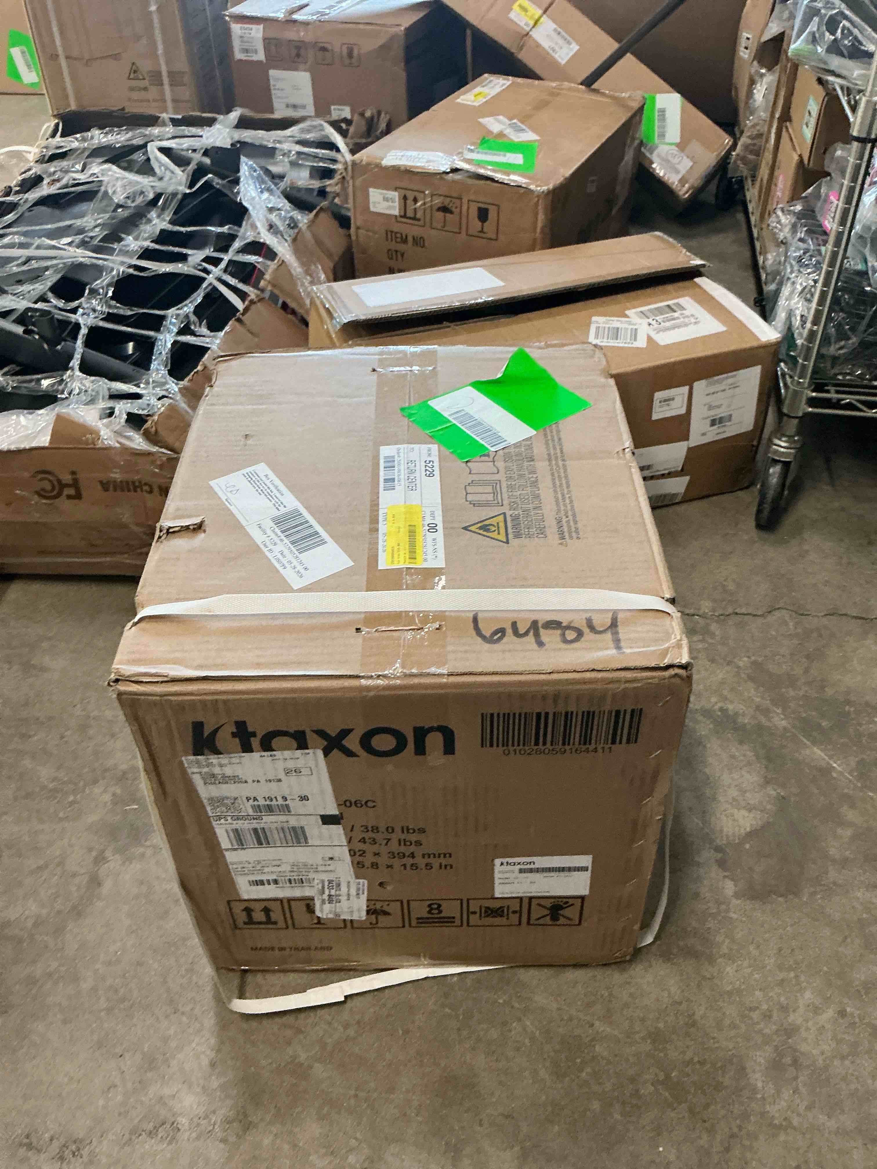 Condition photo showing New/Like New for ktaxon 6000 btu window air conditioner, 3-in-1 cool/fan/dehumidifier window ac unit, easycool air conditioner with remote control, cools up to 250 sq. ft., fits bedroom, study, office