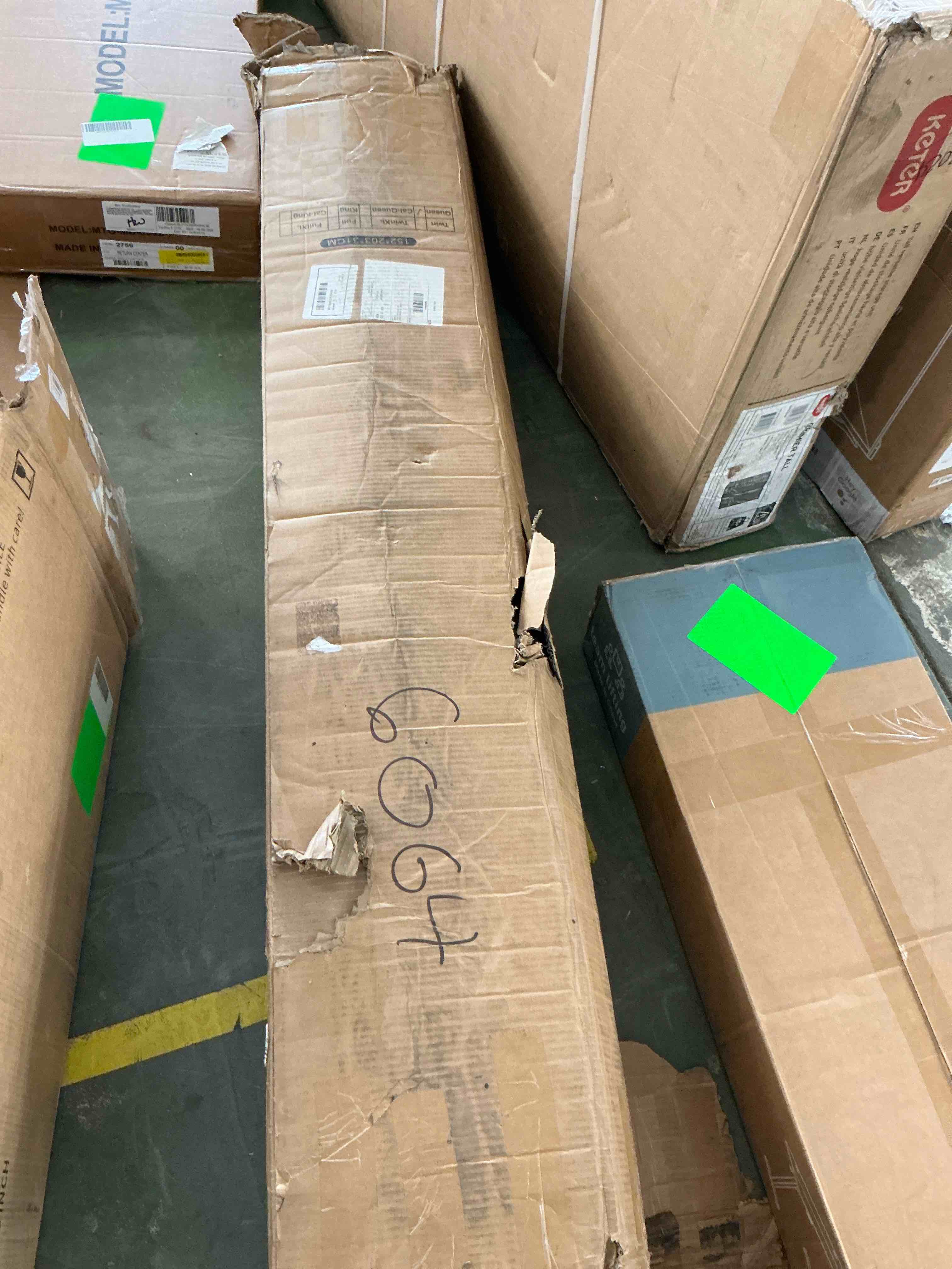 Condition photo showing New/Like New for nisien black 10 inch queen mattress, cooling gel memory foam hybrid mattress in a box, queen, medium,euro top